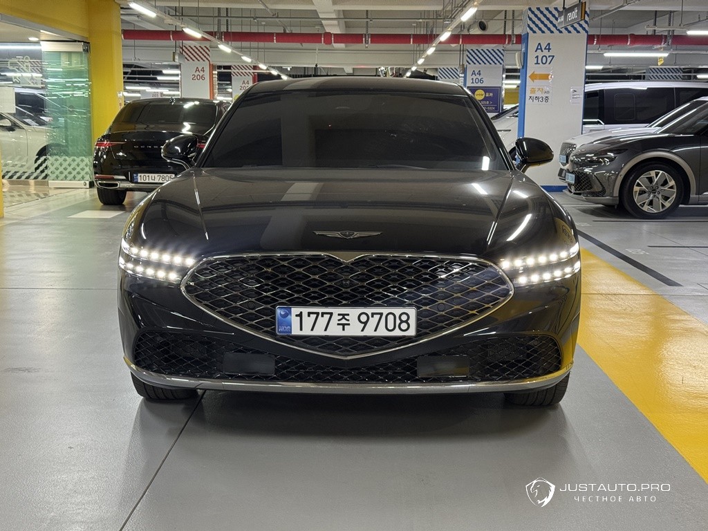 Автомобиль Genesis G90