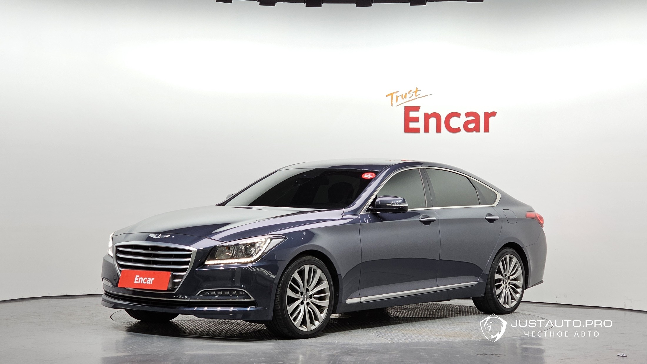 Автомобиль Hyundai Genesis