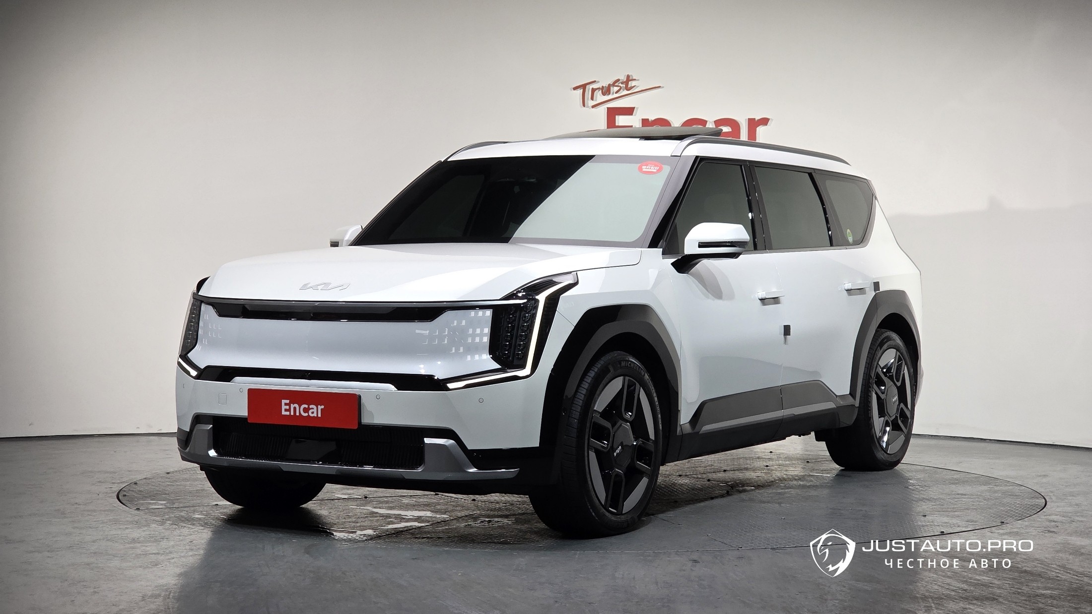 Автомобиль Kia EV9