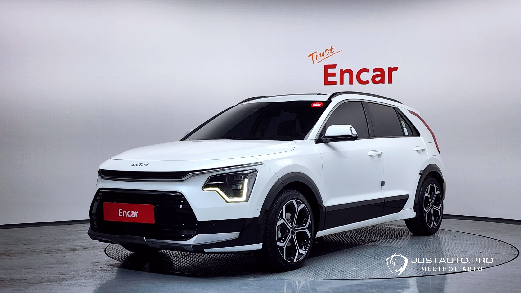 Автомобиль Kia Niro