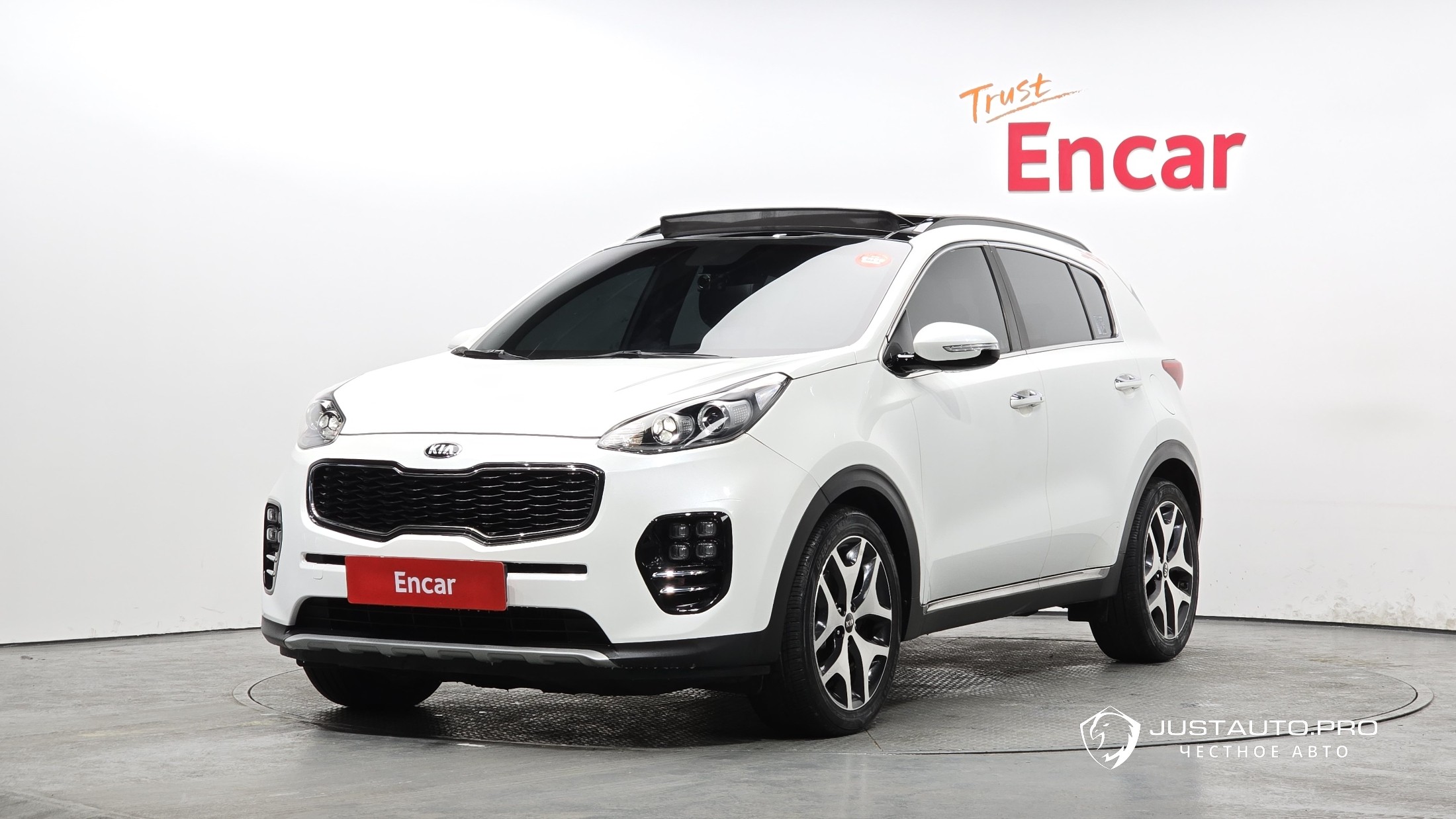 Автомобиль Kia Sportage