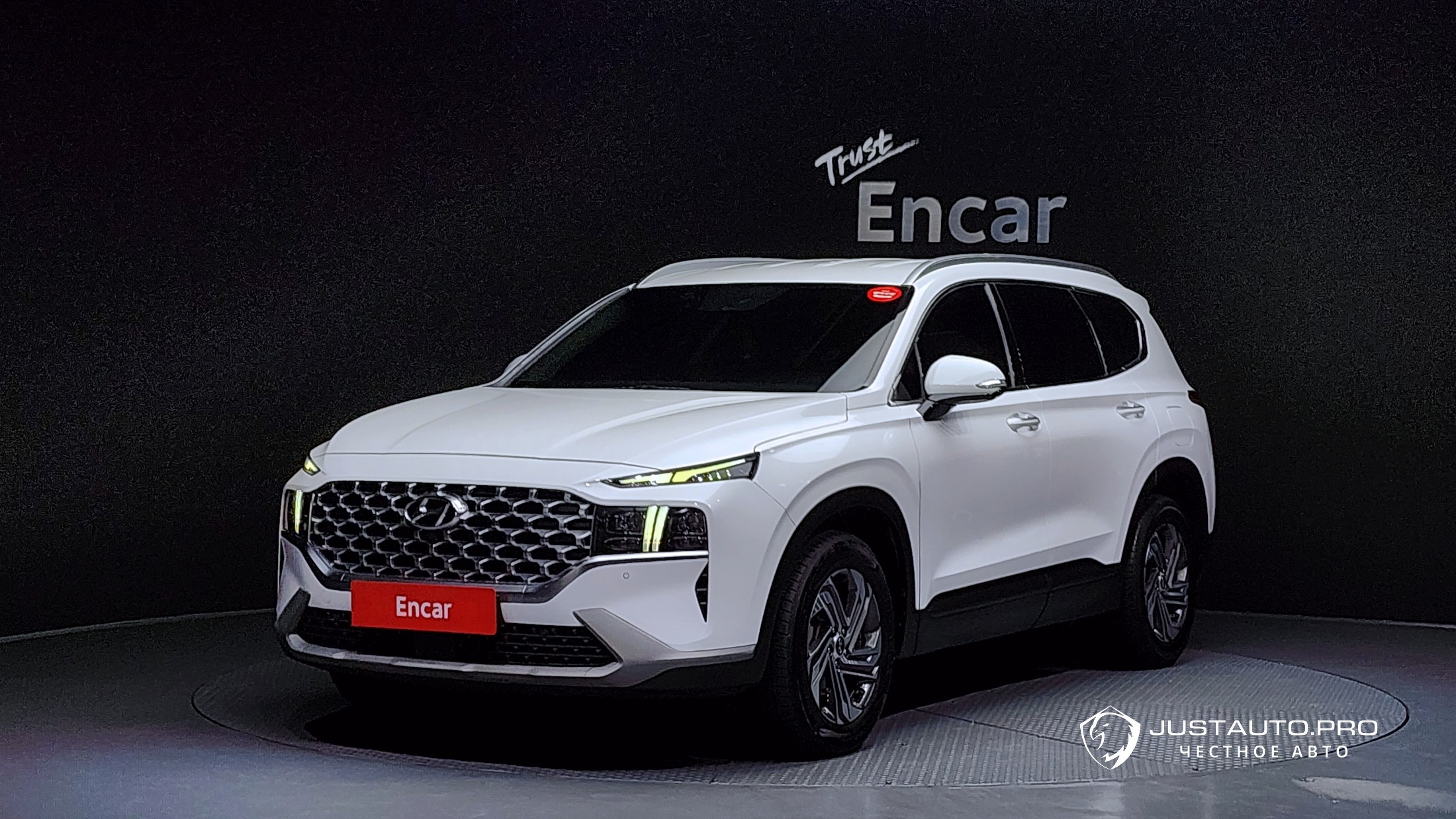 Автомобиль Hyundai Santafe