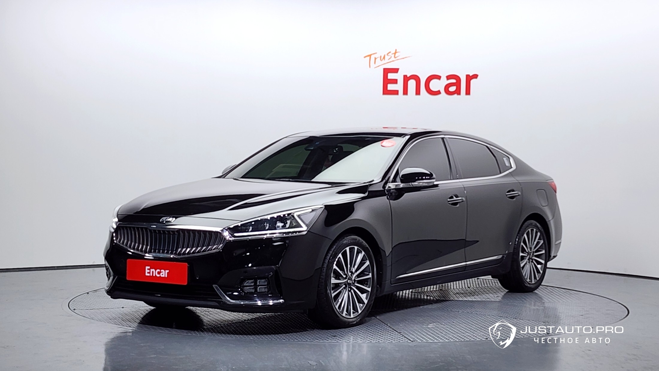 Автомобиль Kia K7