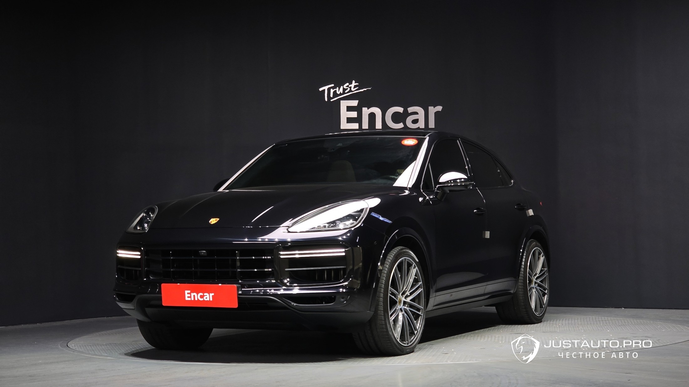 Автомобиль Porsche Cayenne
