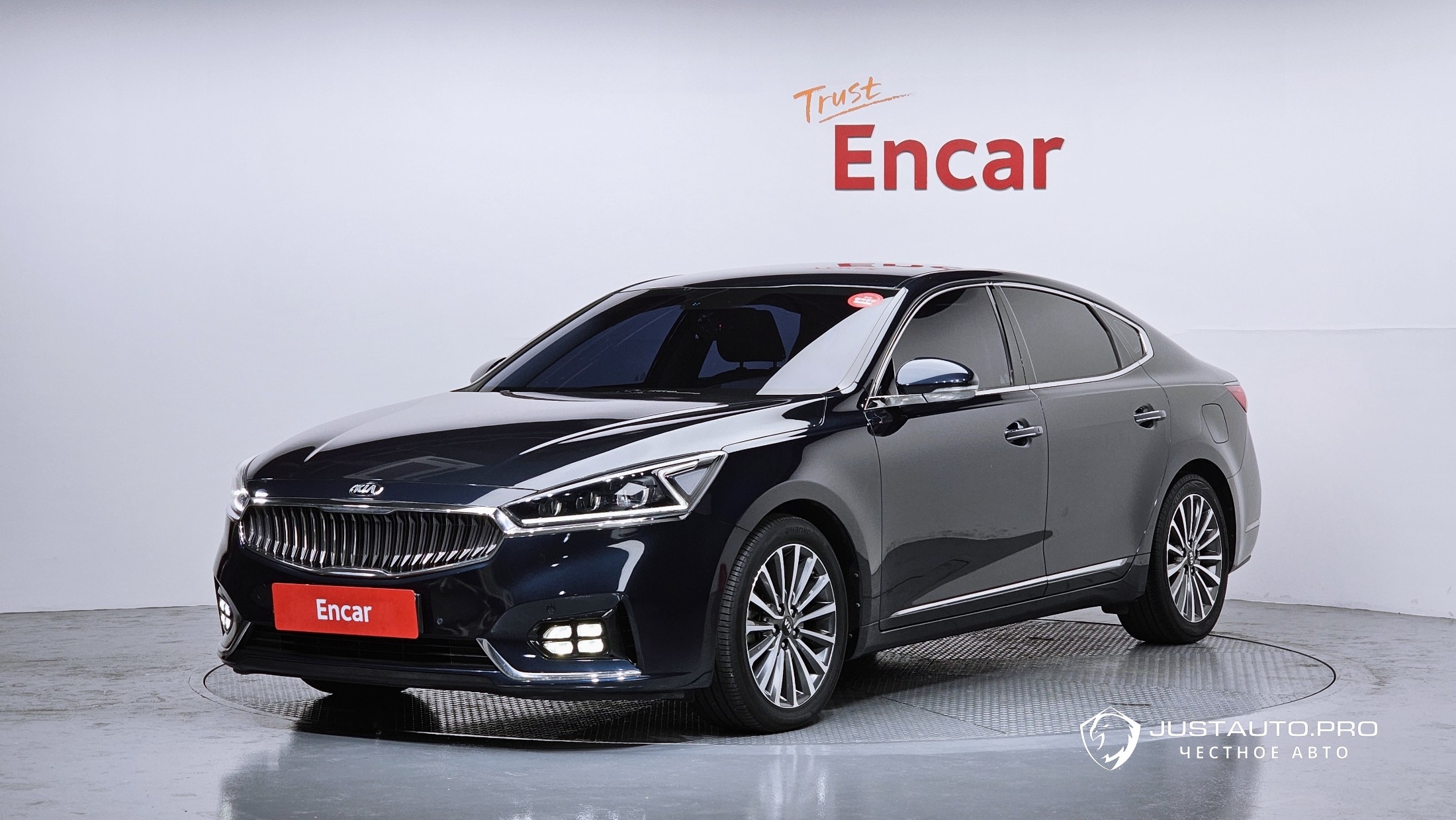 Автомобиль Kia K7