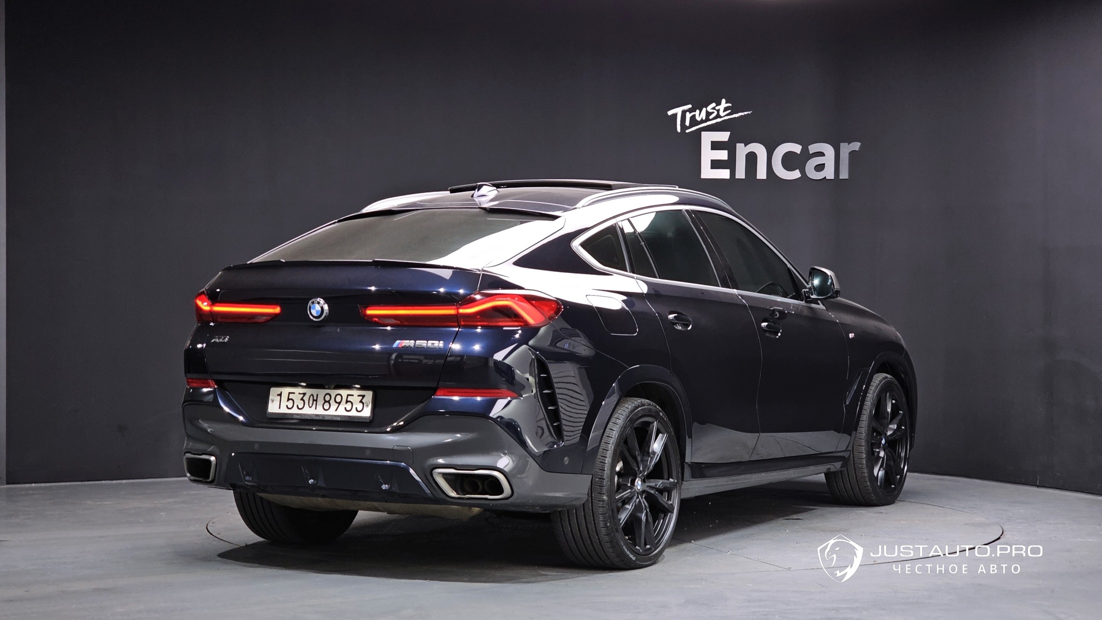 Автомобиль BMW X6