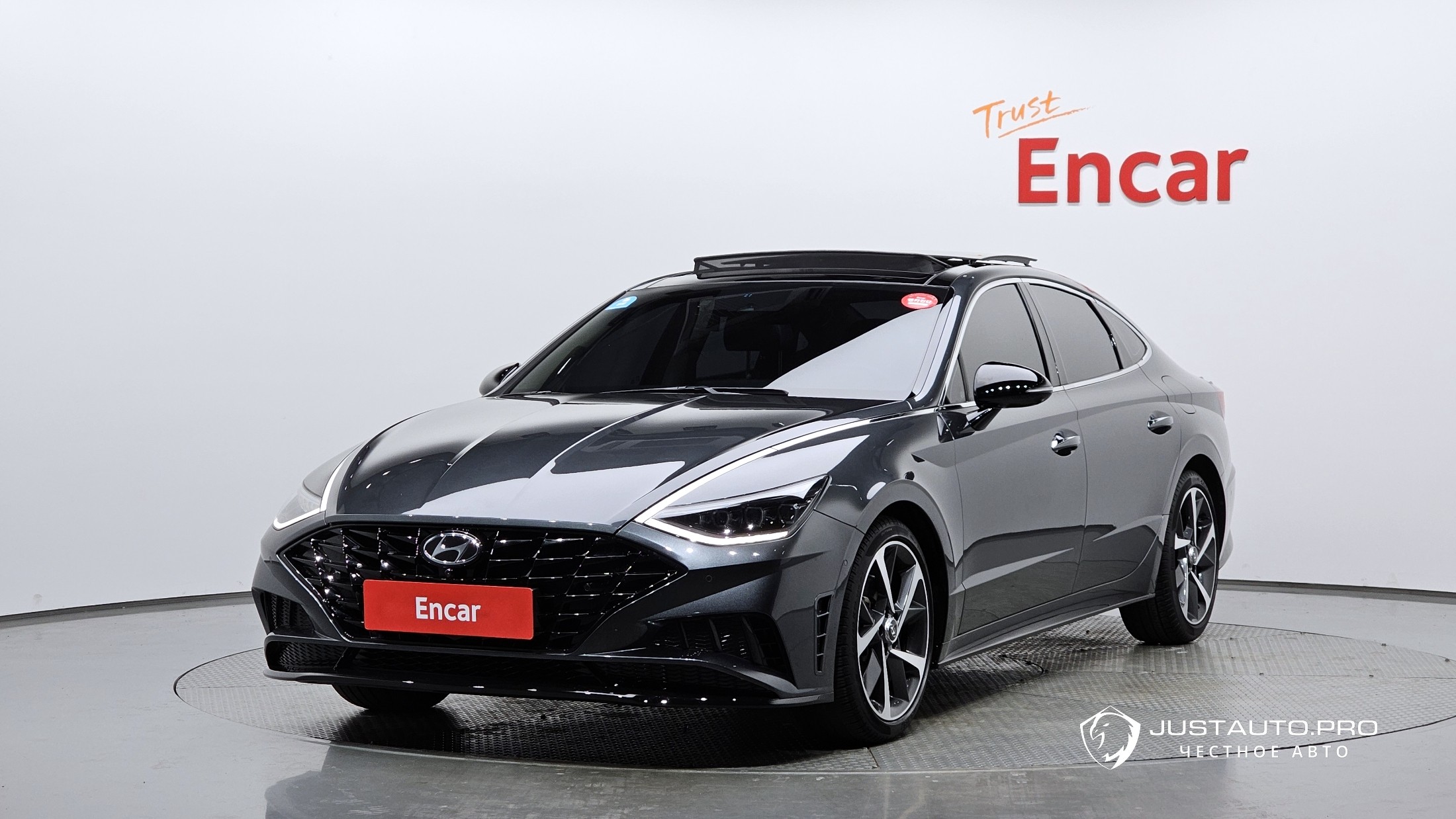 Автомобиль Hyundai Sonata