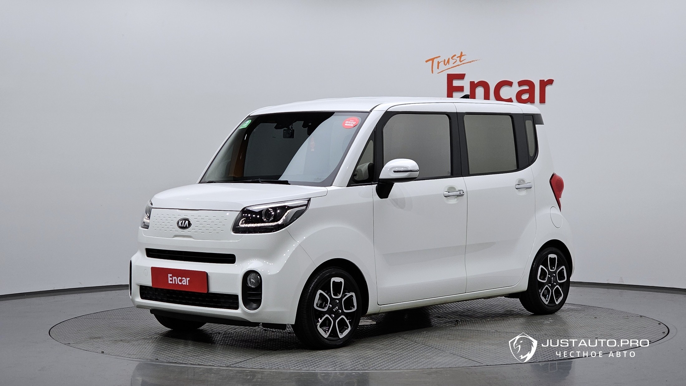 Автомобиль Kia RAY