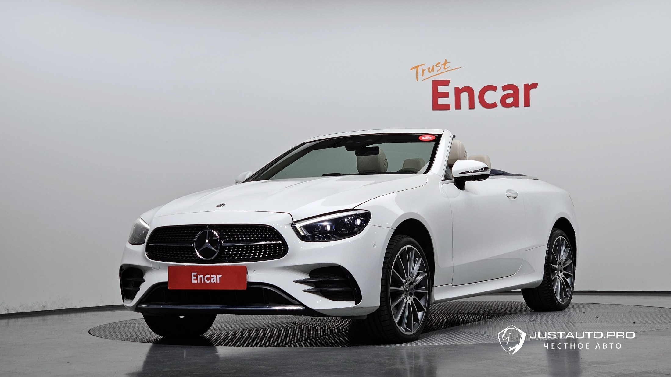 Автомобиль Mercedes-Benz E-Class