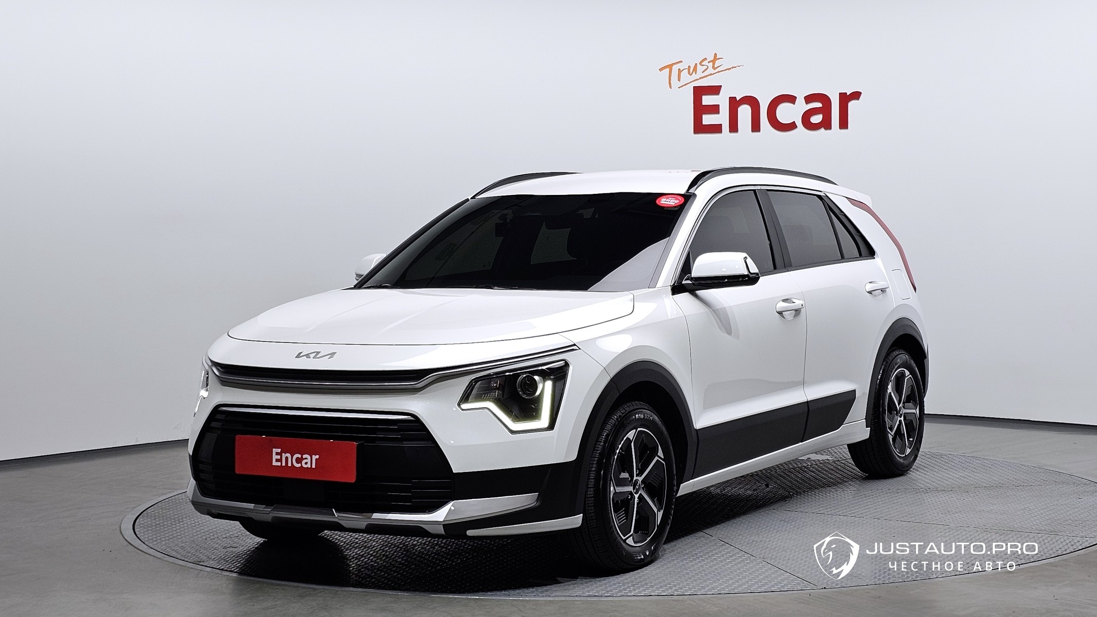 Автомобиль Kia Niro