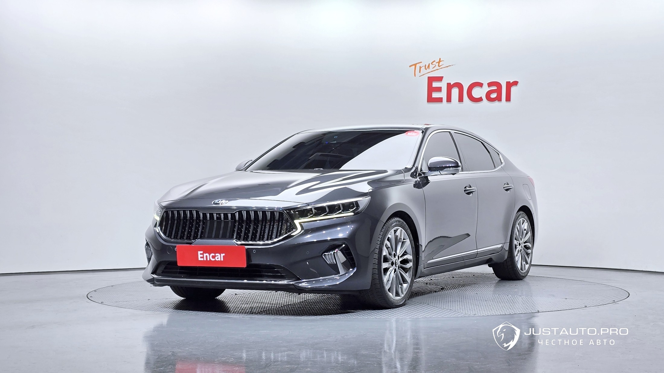 Автомобиль Kia K7