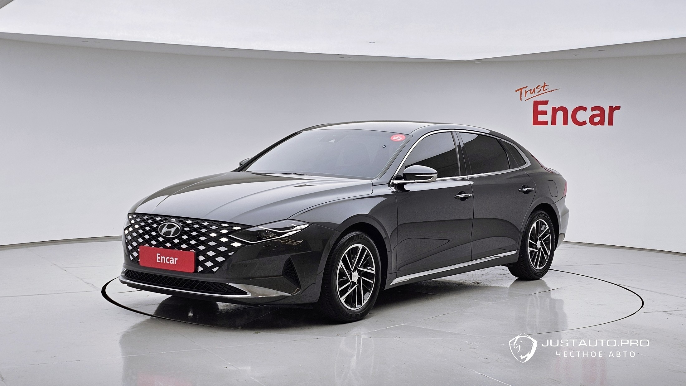 Автомобиль Hyundai Grandeur