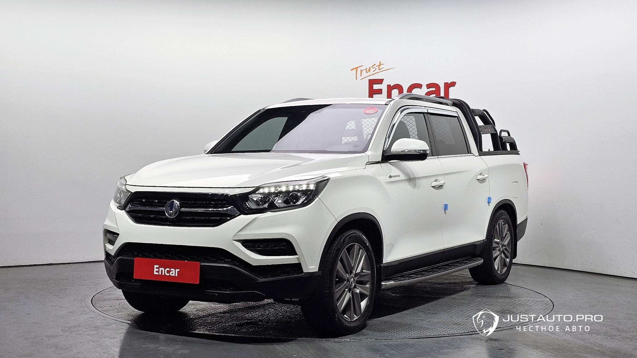 Автомобиль KG_Mobility_Ssangyong Rexton
