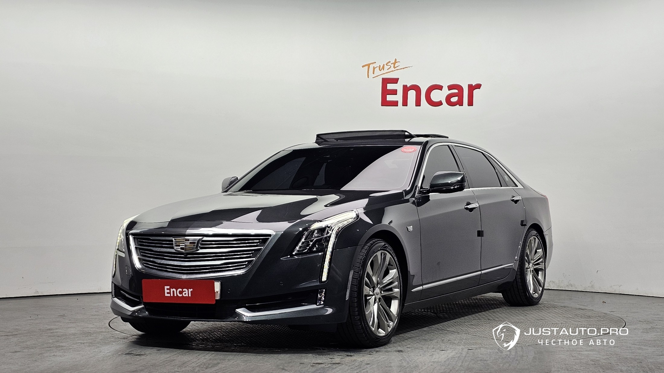 Автомобиль Cadillac CT6