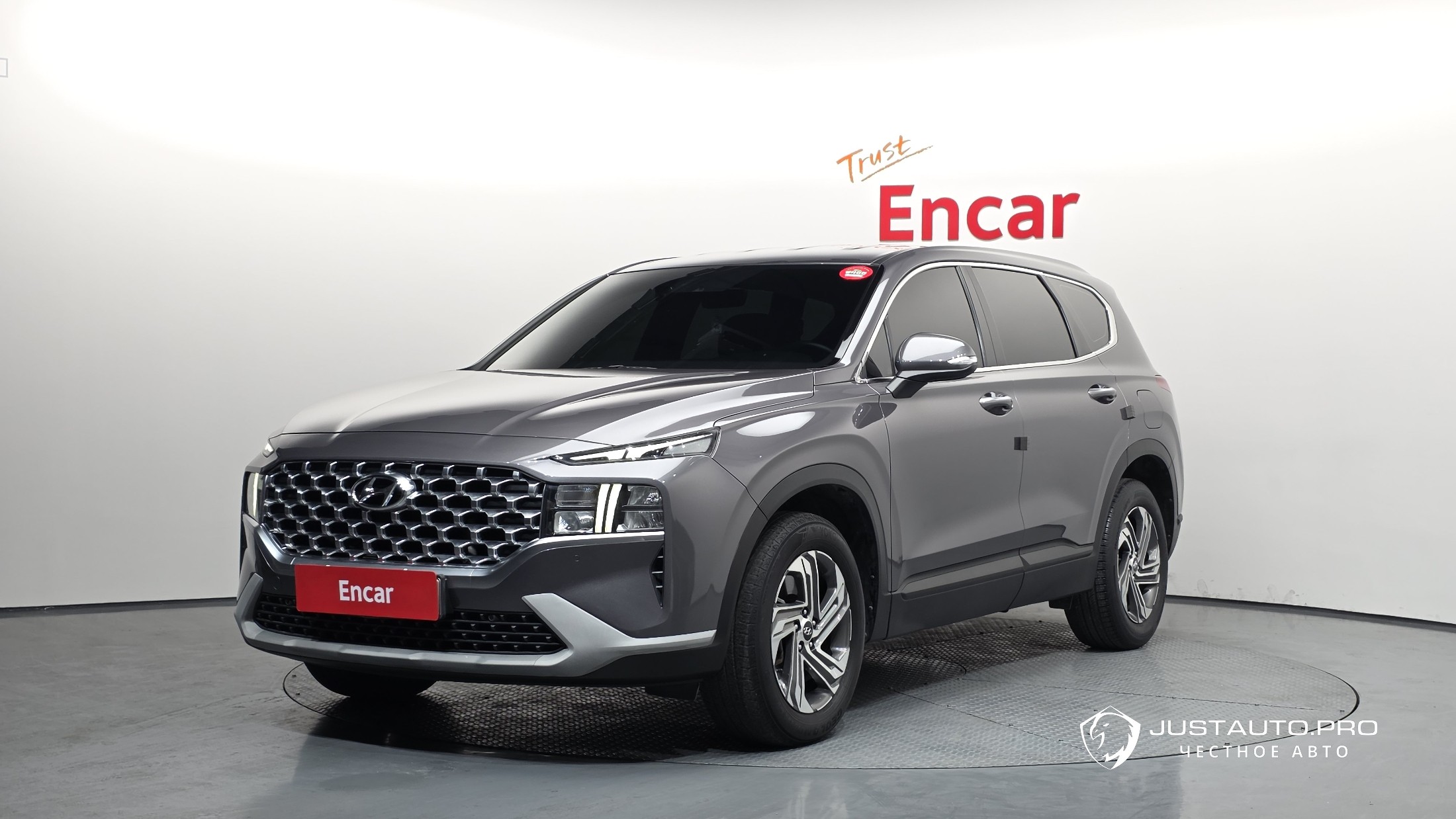 Автомобиль Hyundai Santafe