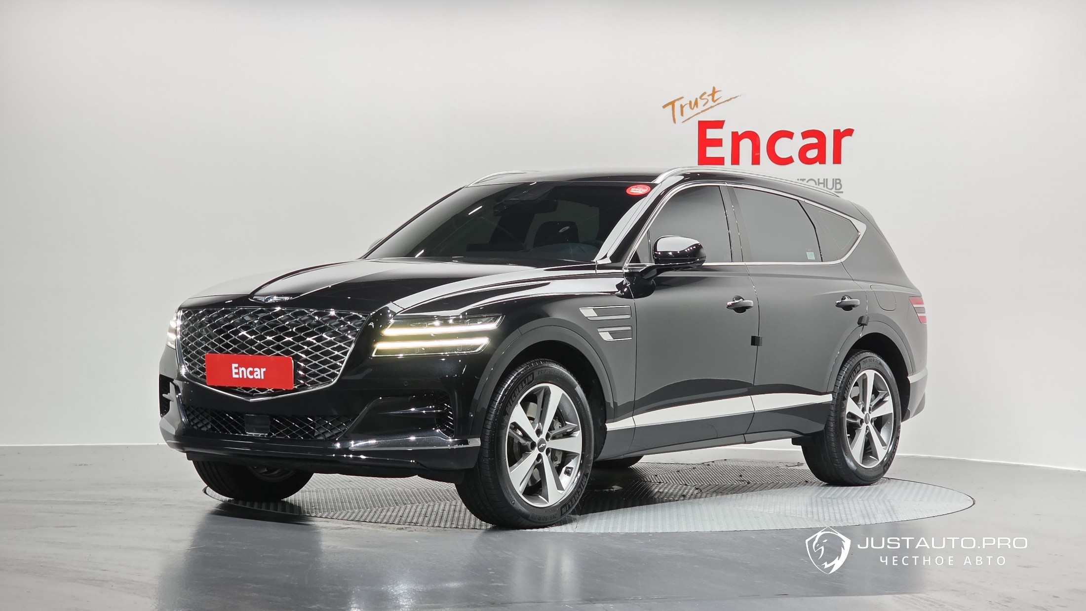 Автомобиль Genesis GV80