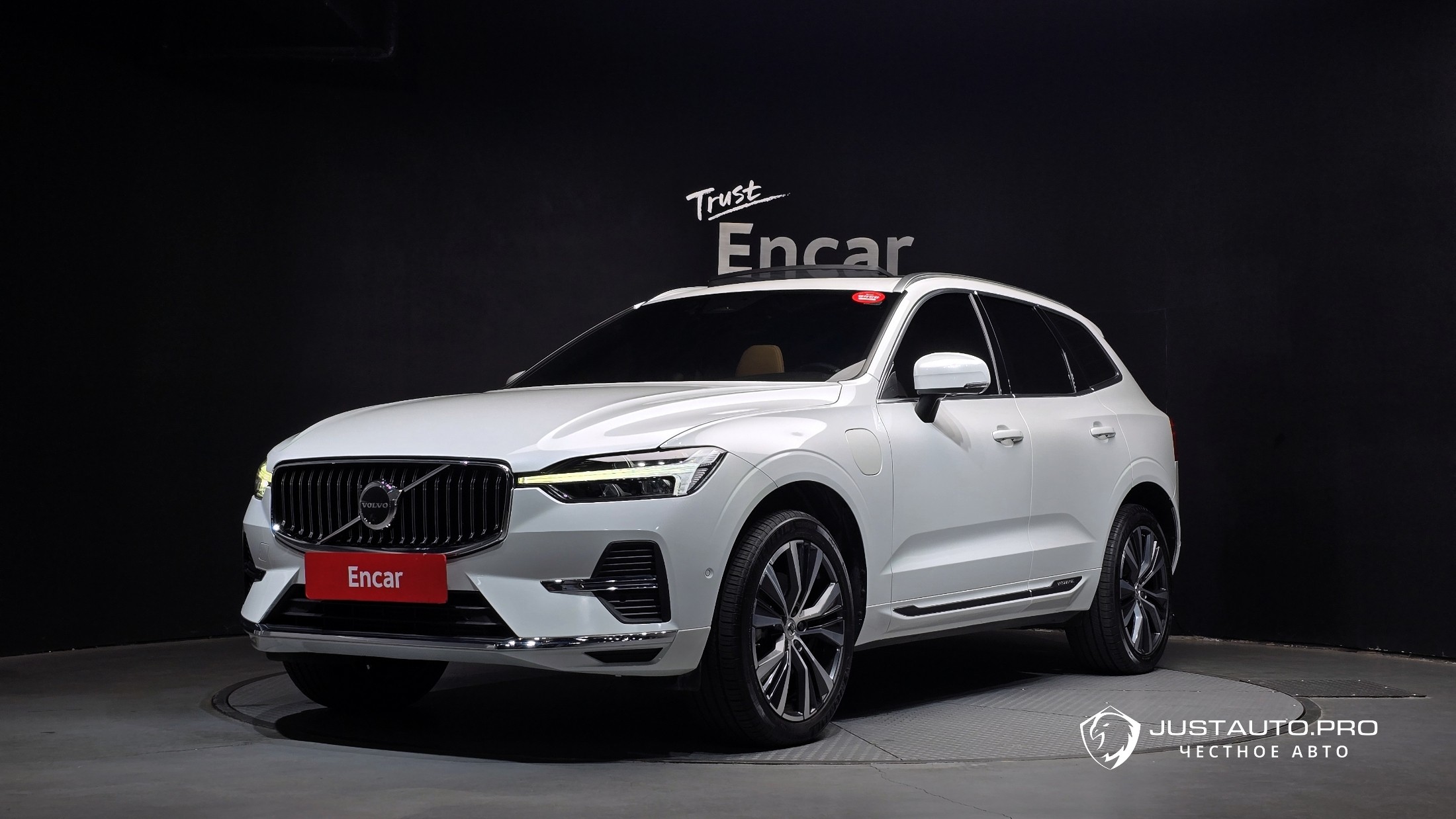 Автомобиль Volvo XC60