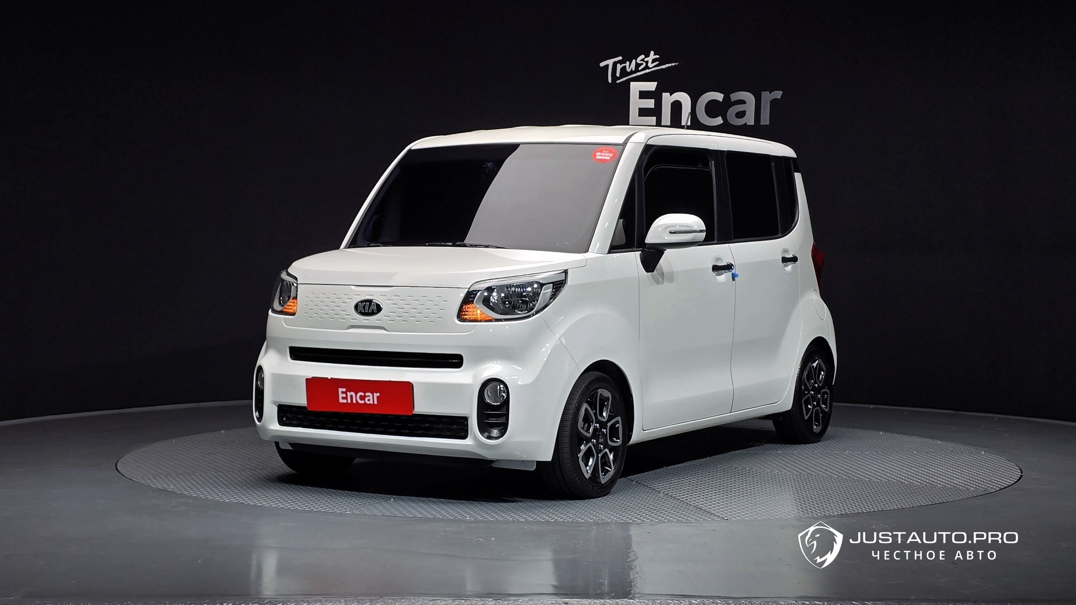 Автомобиль Kia RAY