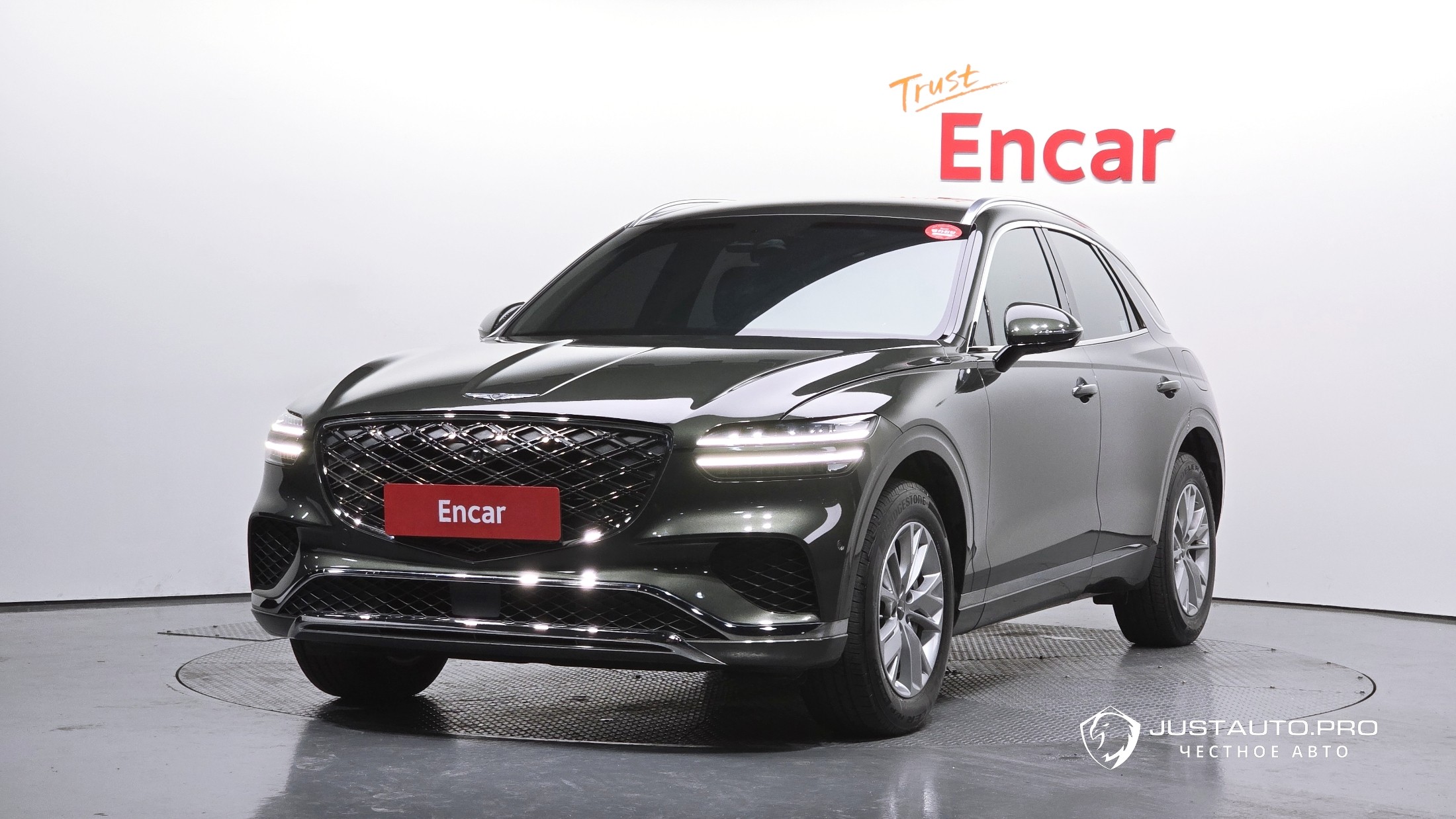 Автомобиль Genesis GV70