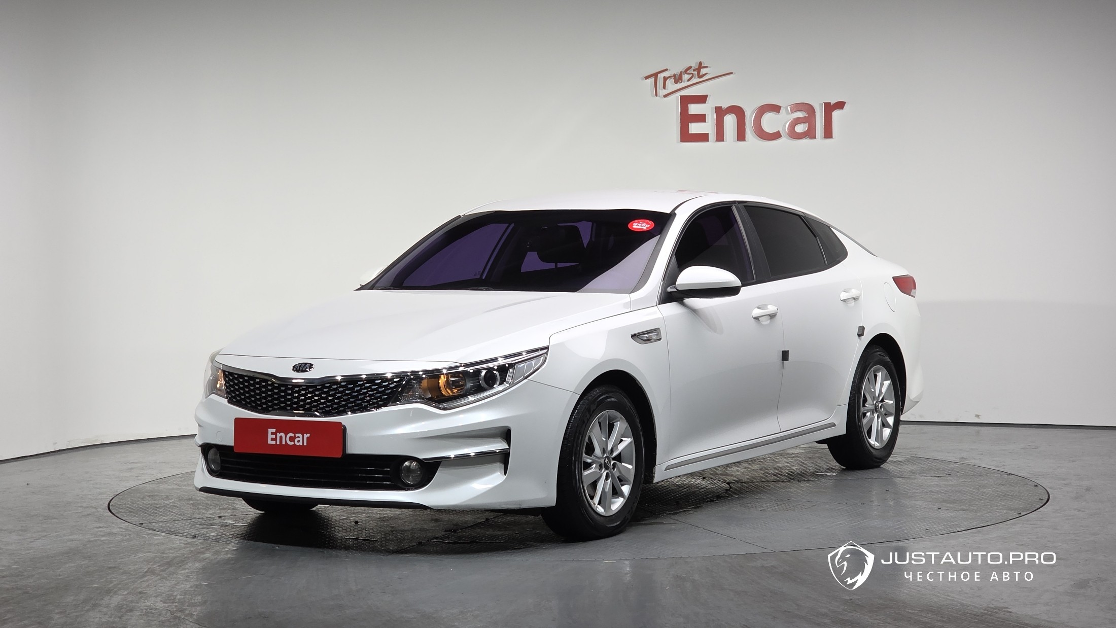 Автомобиль Kia K5