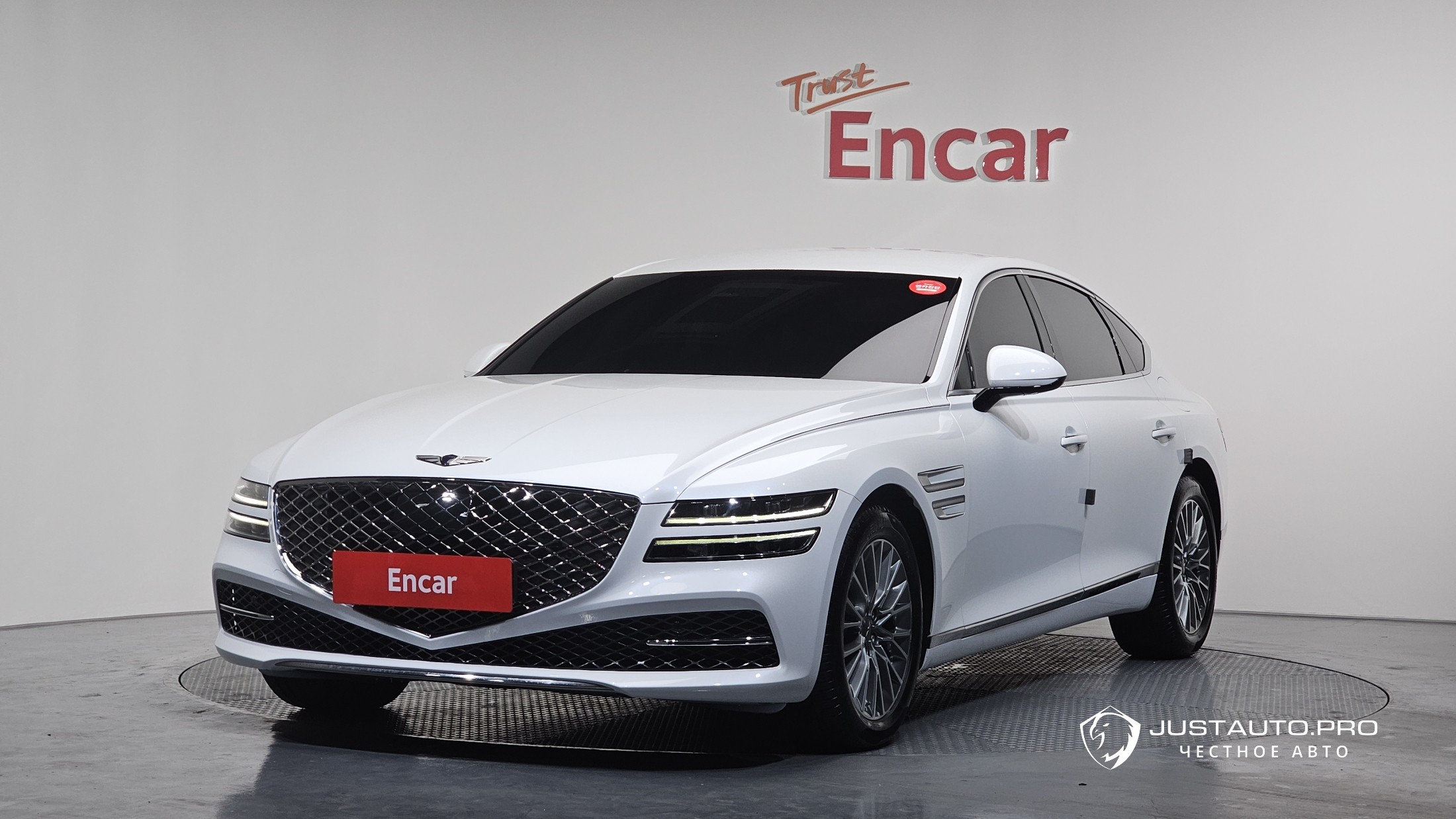 Автомобиль Genesis G80