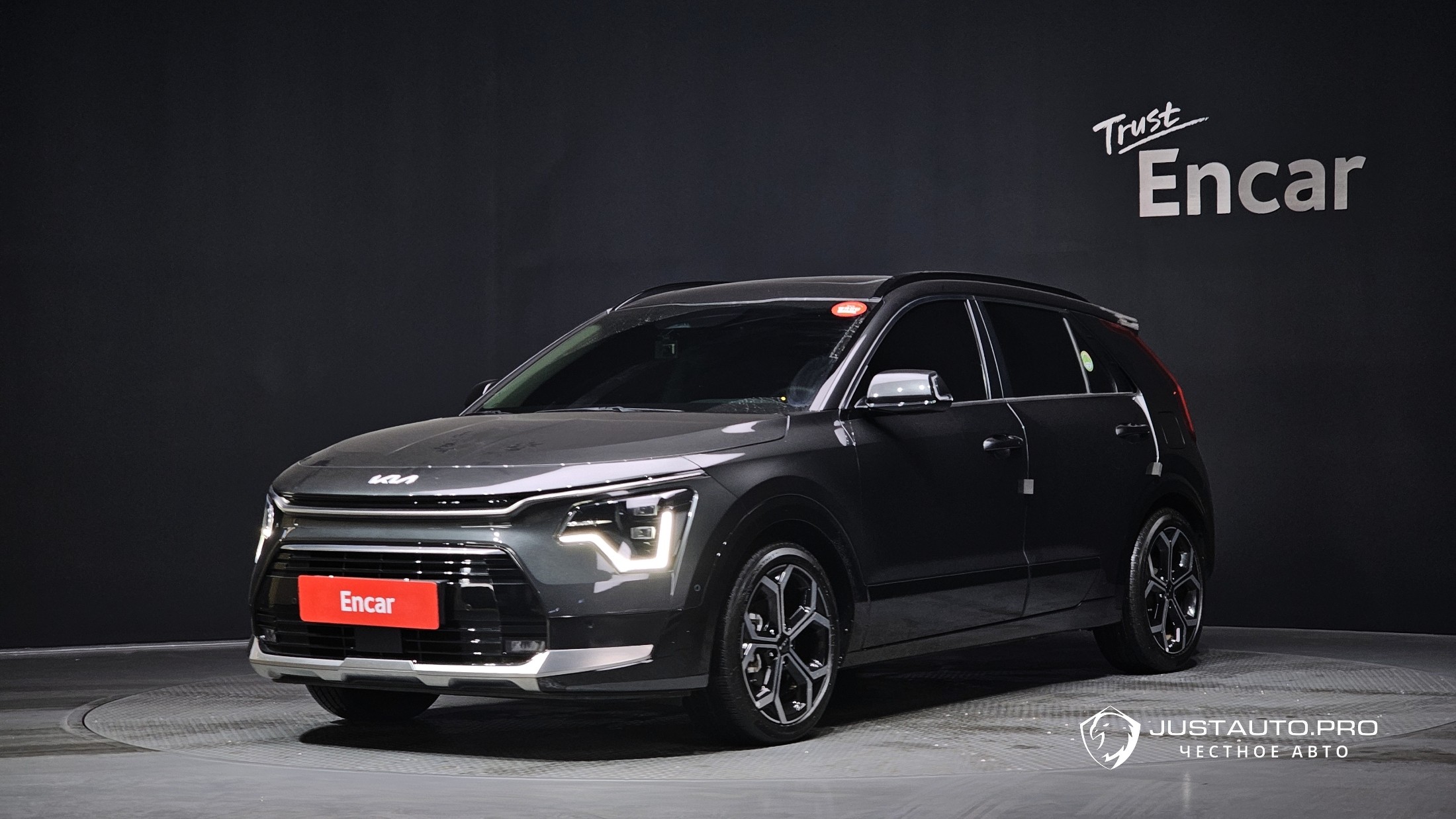 Автомобиль Kia Niro