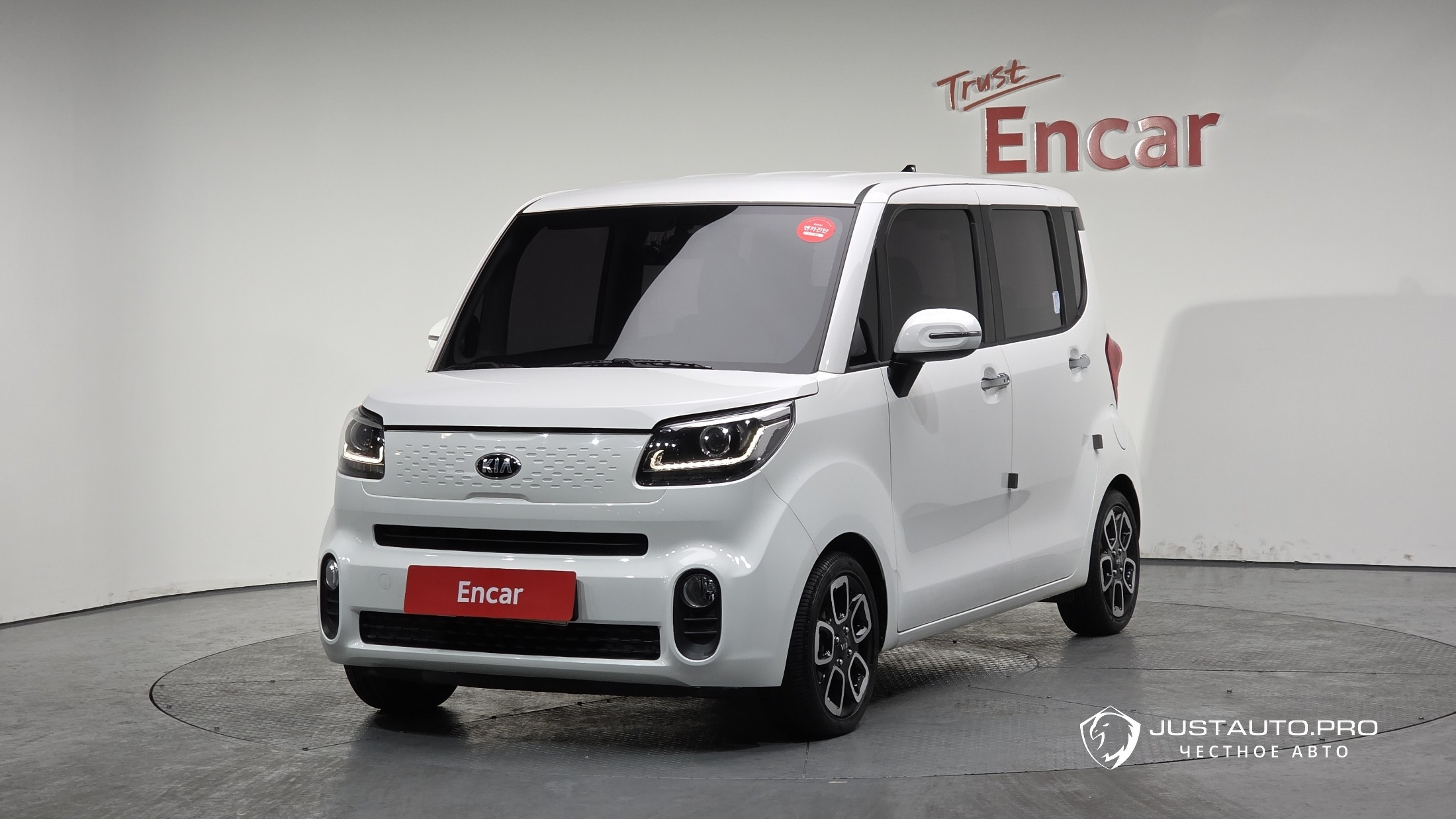 Автомобиль Kia RAY