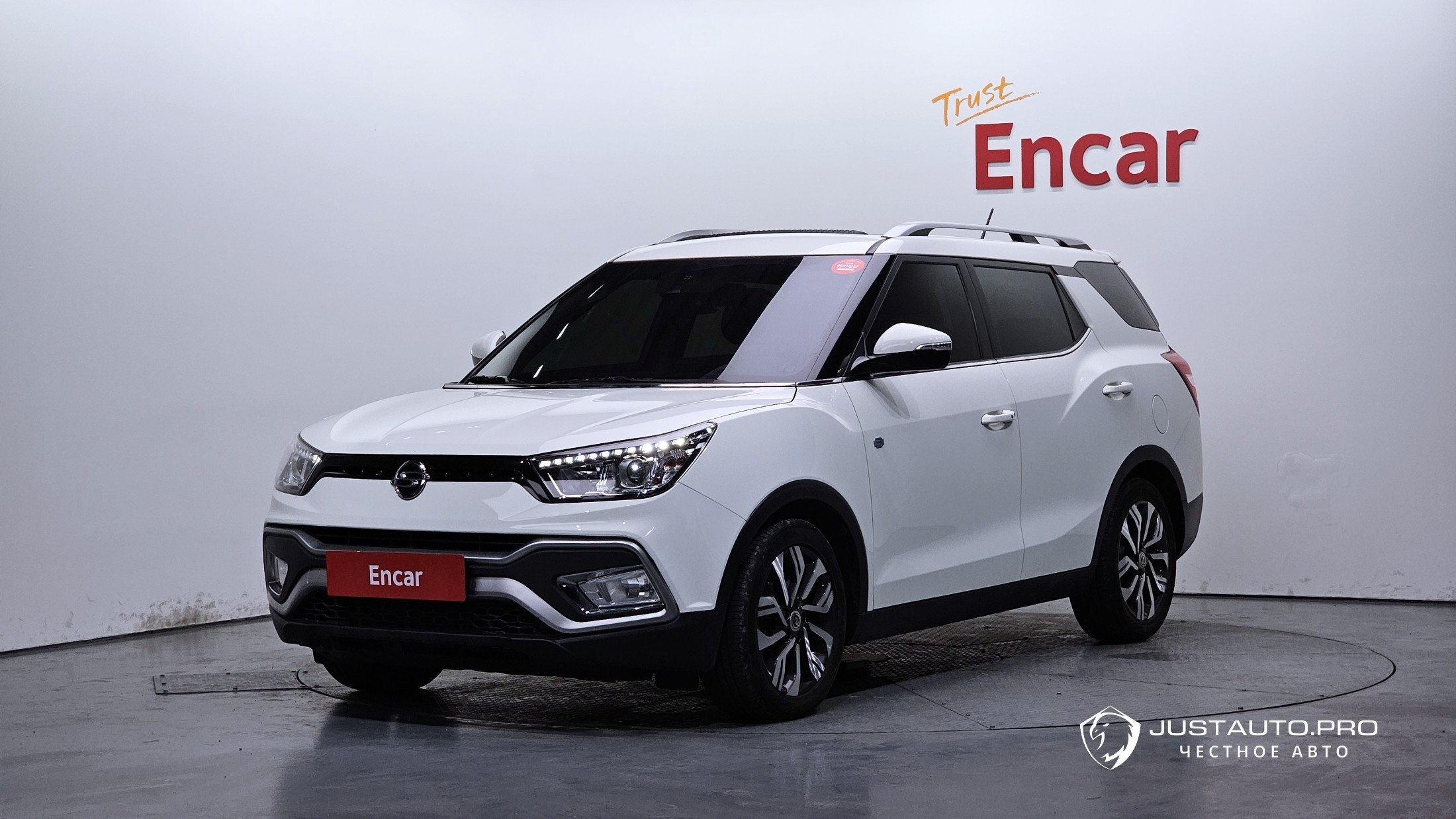 Автомобиль KG_Mobility_Ssangyong TIBOLI