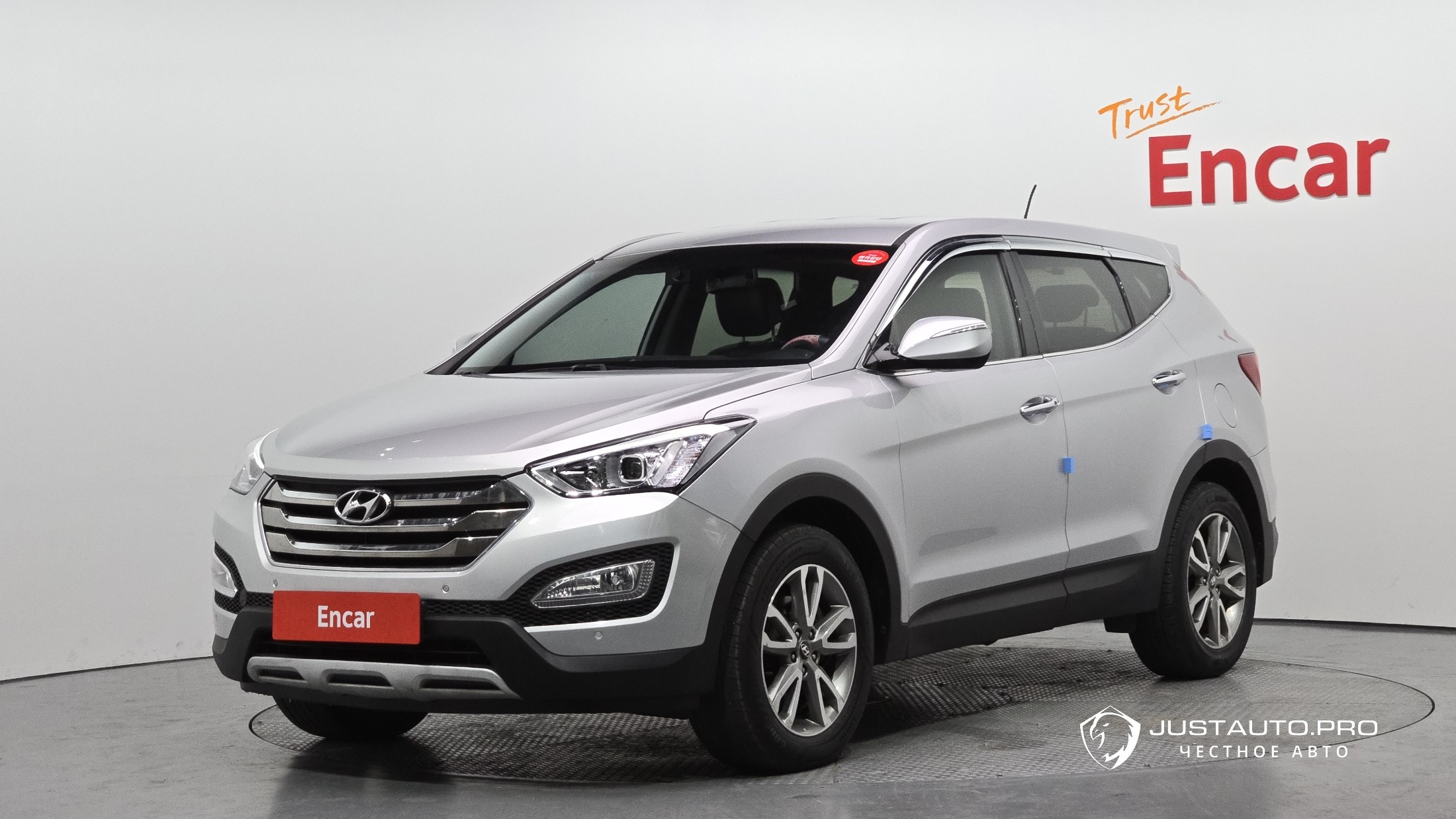 Автомобиль Hyundai Santafe