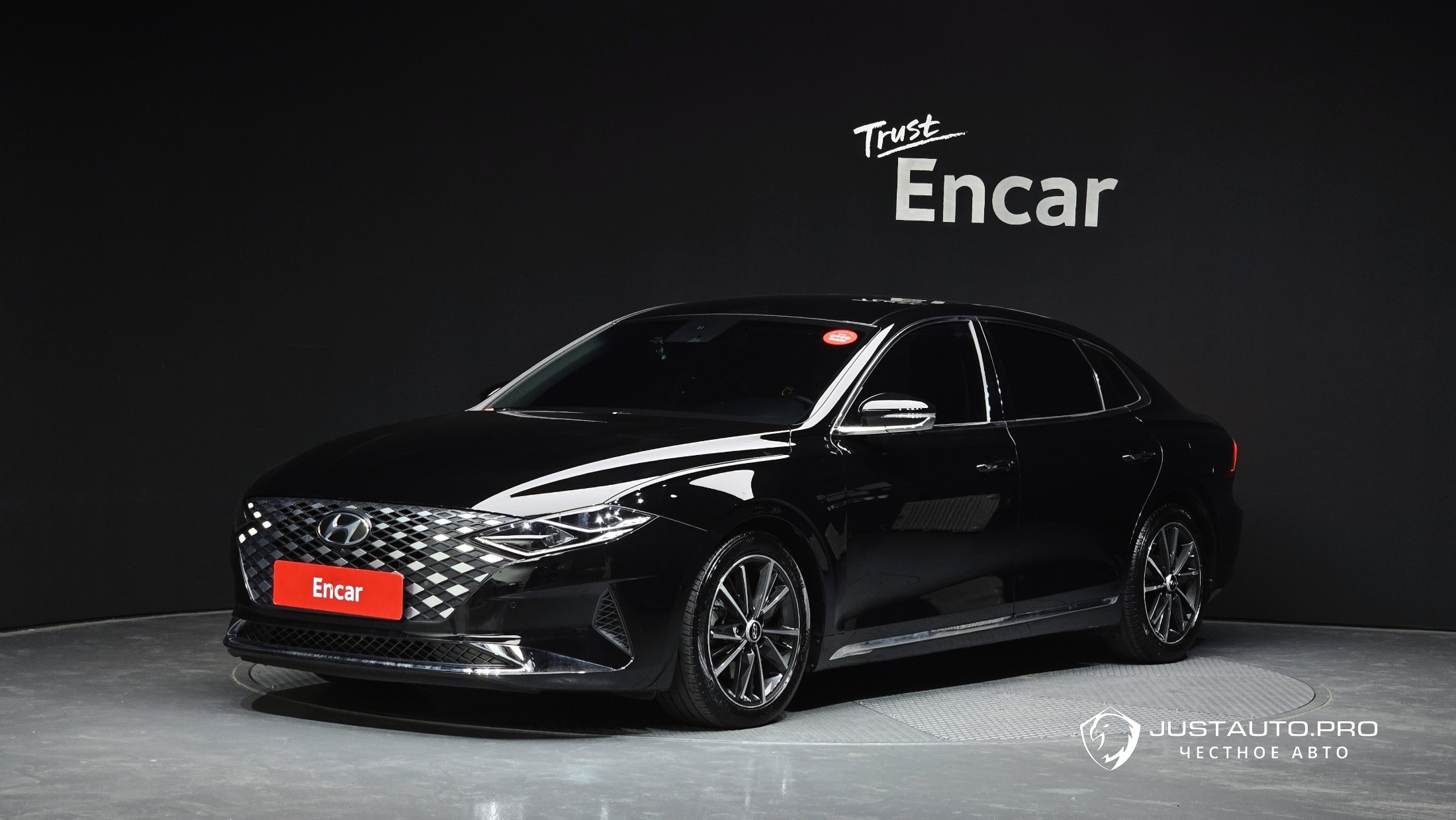 Автомобиль Hyundai Grandeur