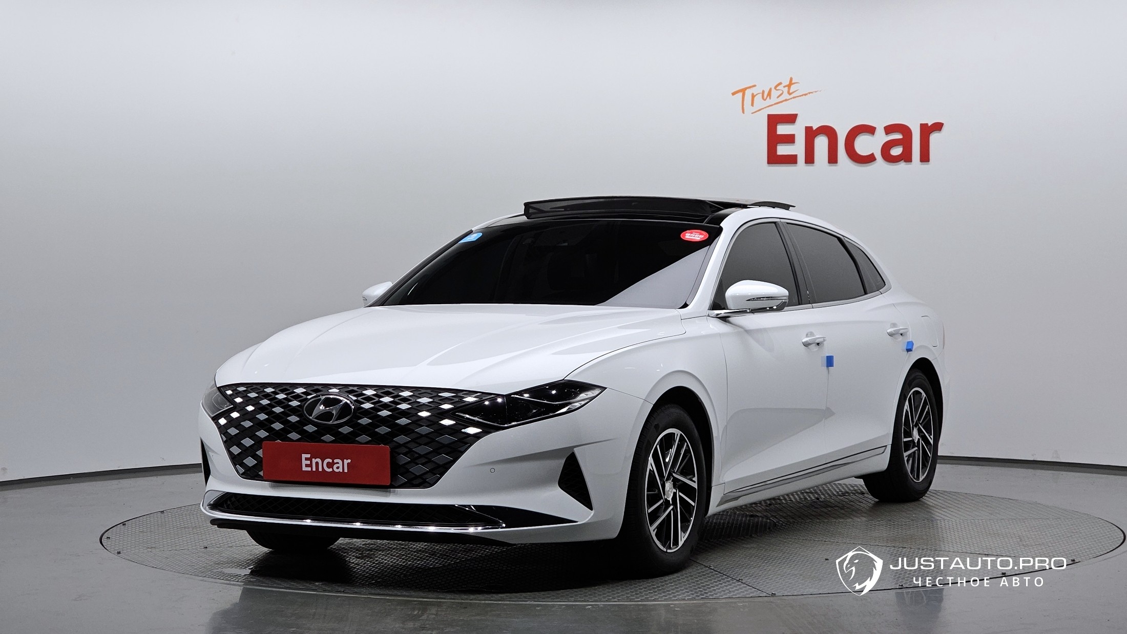 Автомобиль Hyundai Grandeur