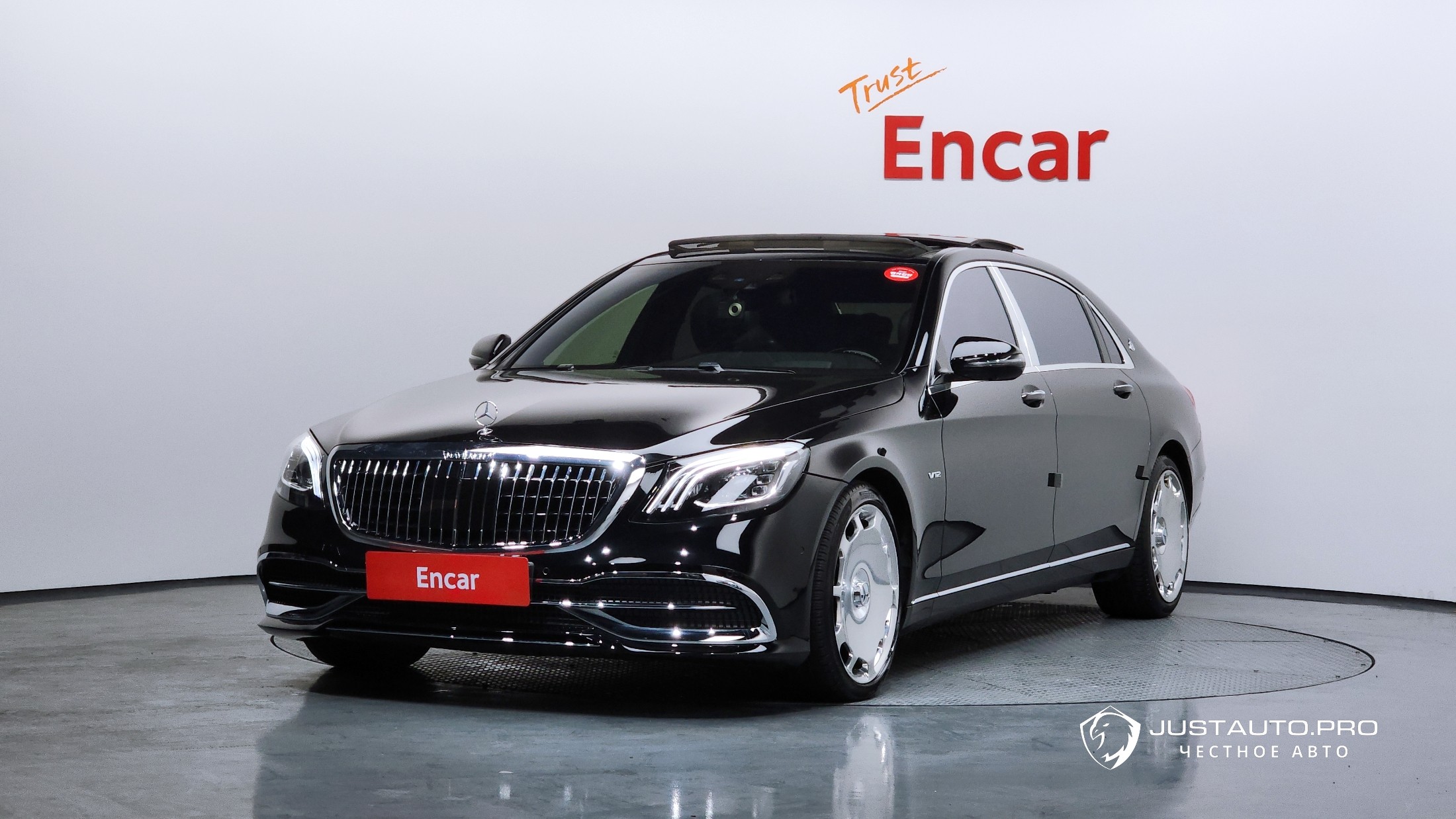 Автомобиль Mercedes-Benz S-Class
