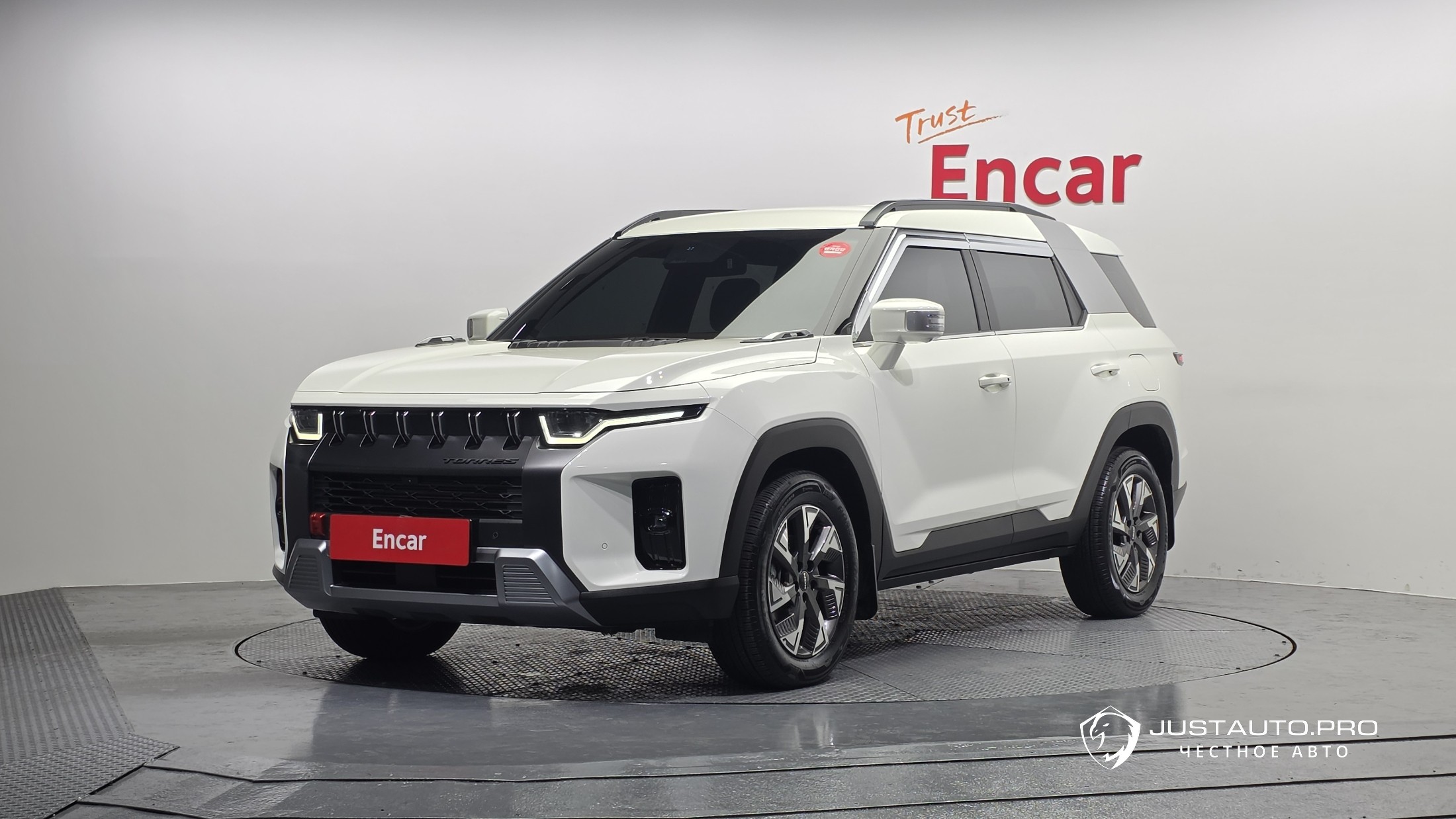 Автомобиль KG_Mobility_Ssangyong Torres