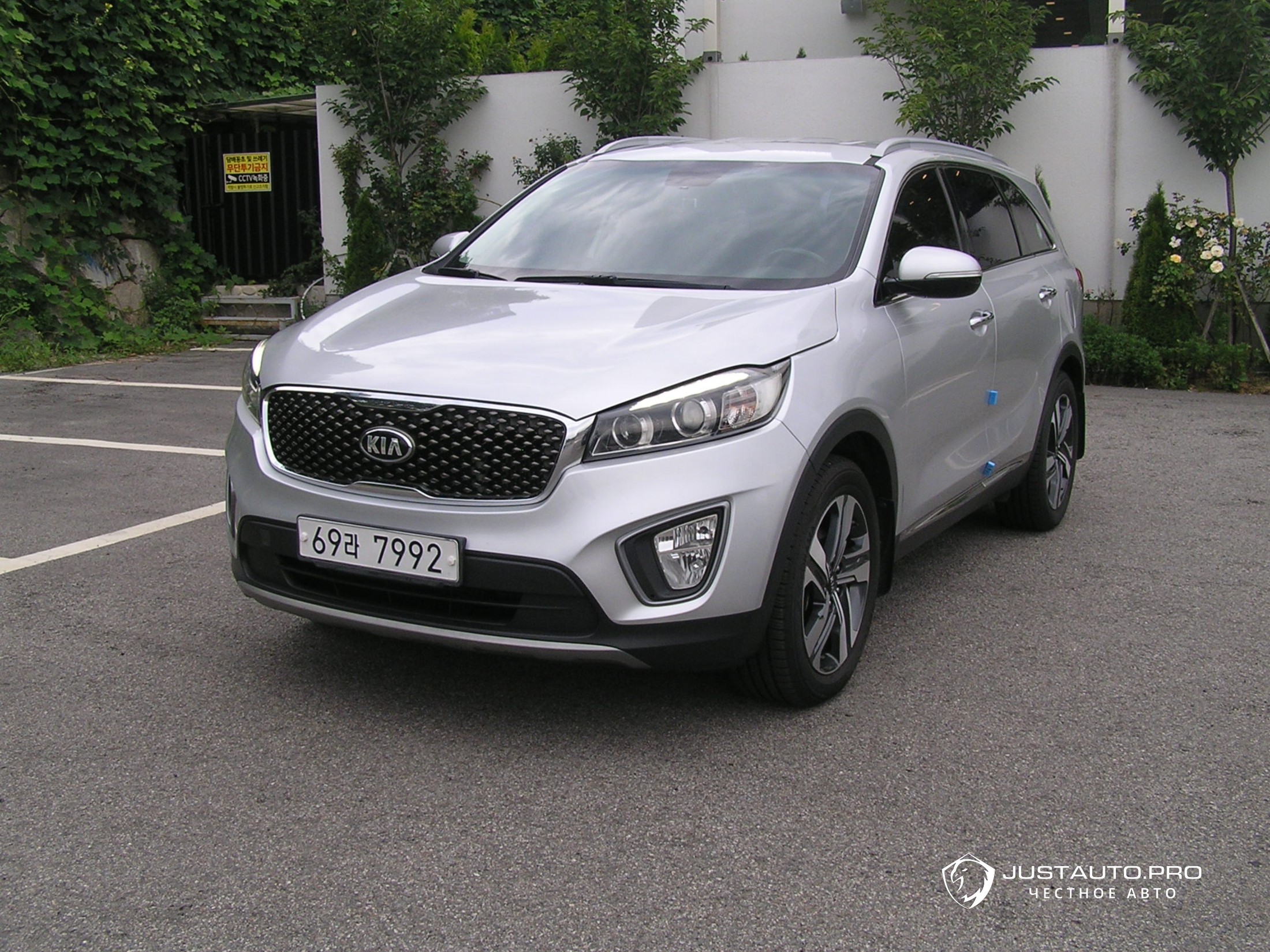 Автомобиль Kia Sorento