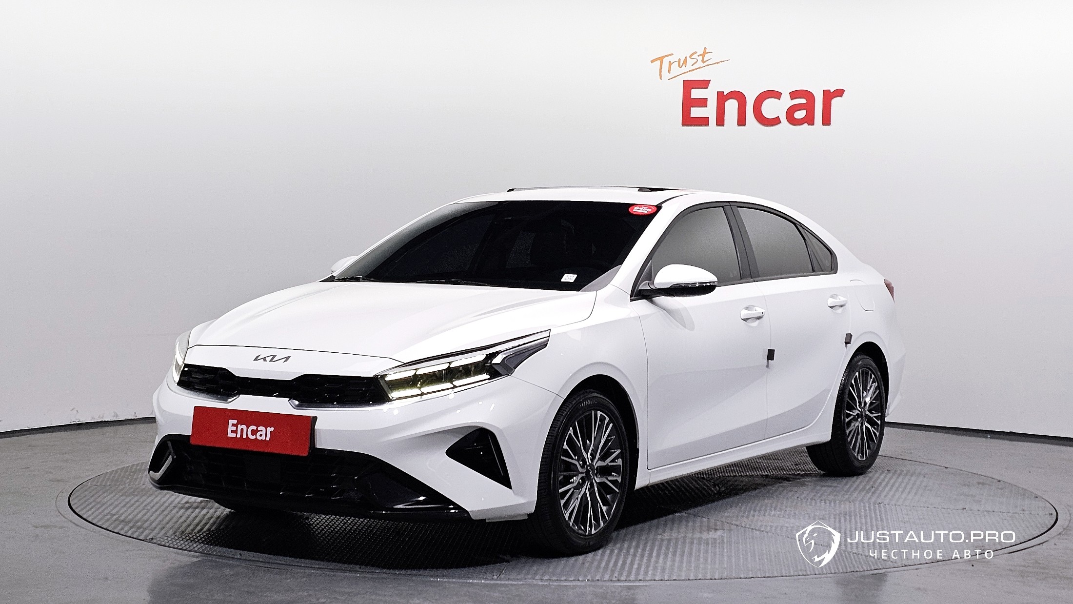 Автомобиль Kia K3