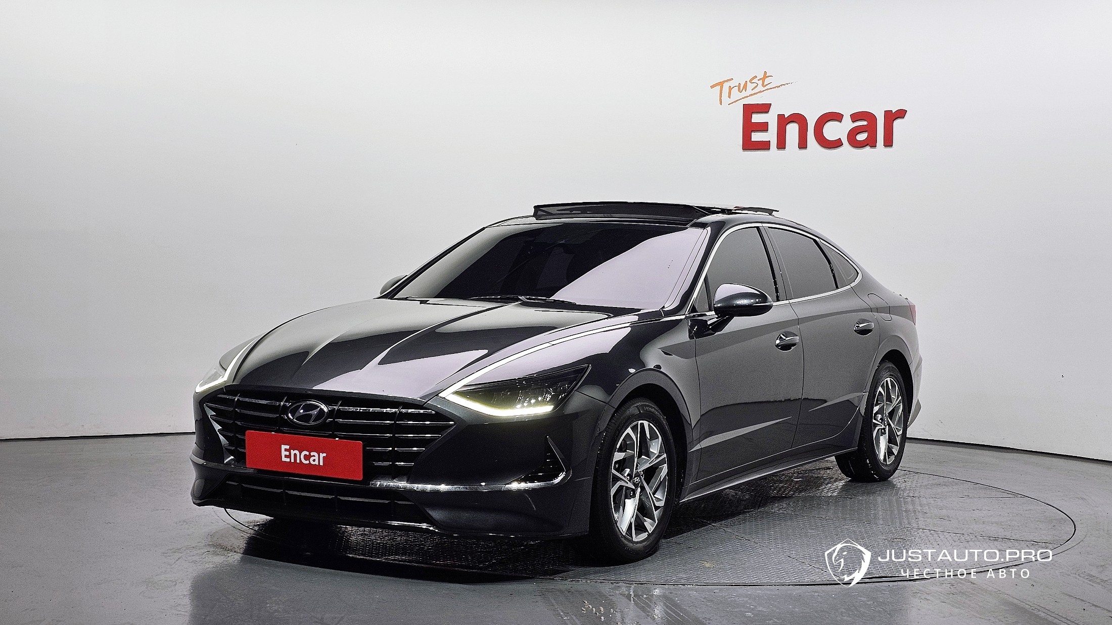 Автомобиль Hyundai Sonata