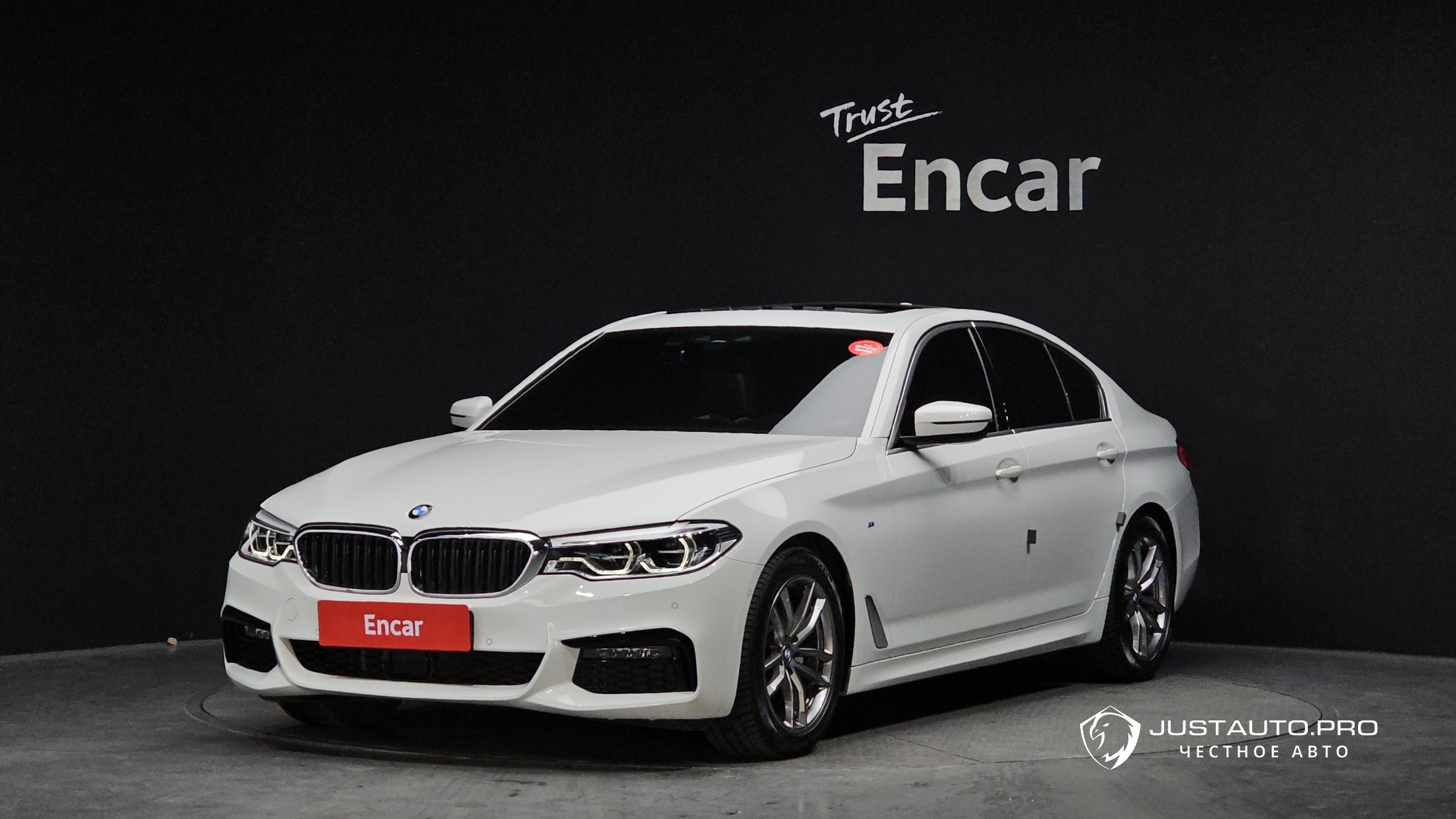 Автомобиль BMW 5-Series