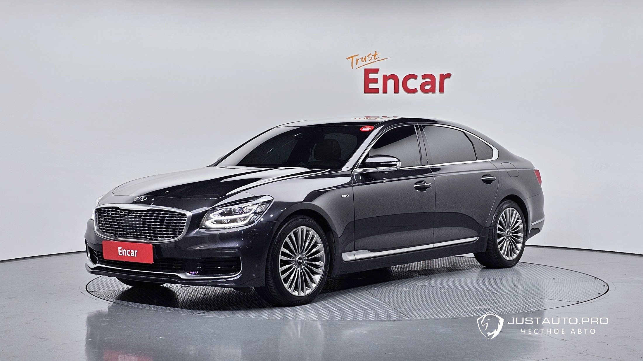 Автомобиль Kia K9