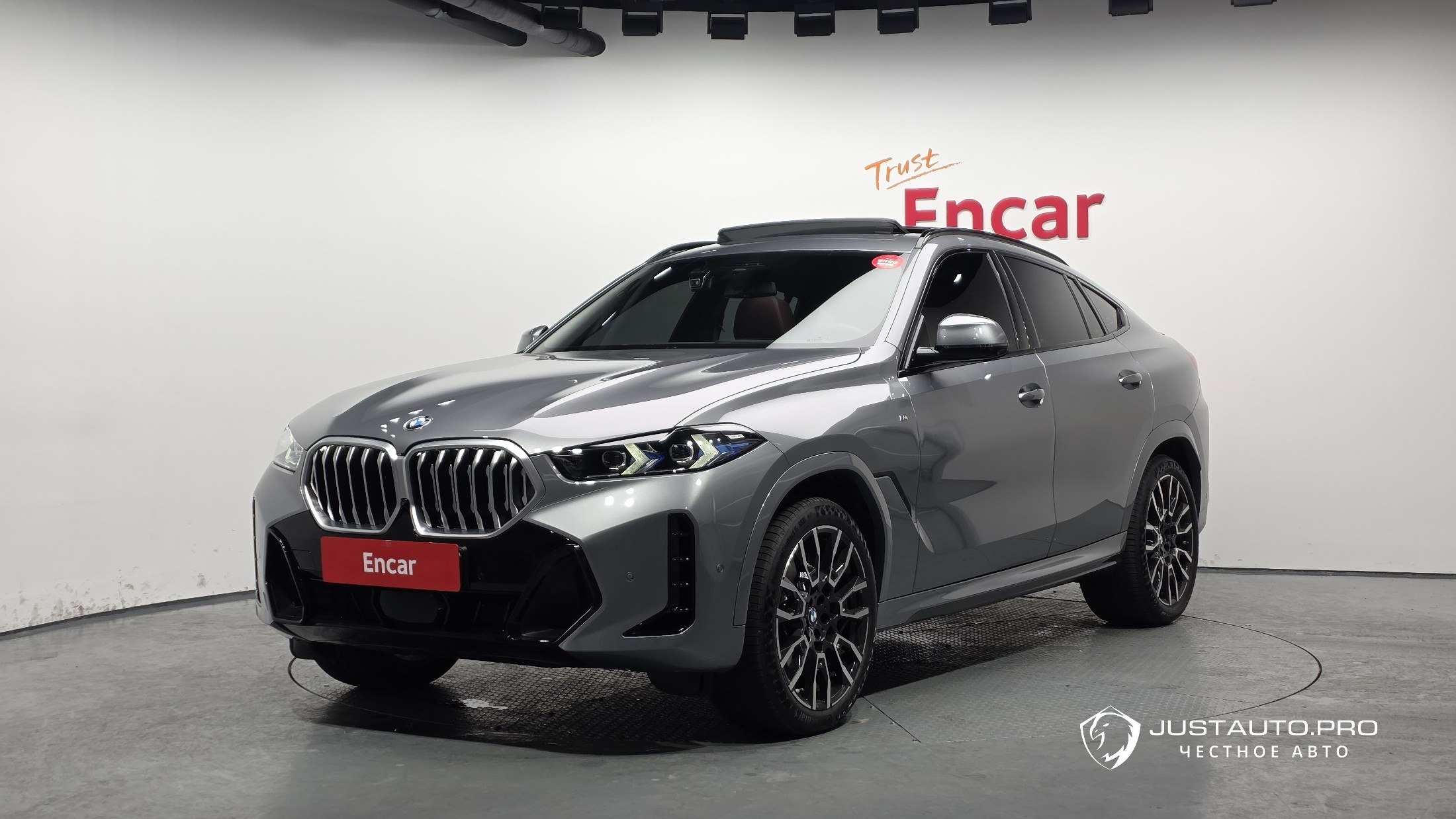 Автомобиль BMW X6