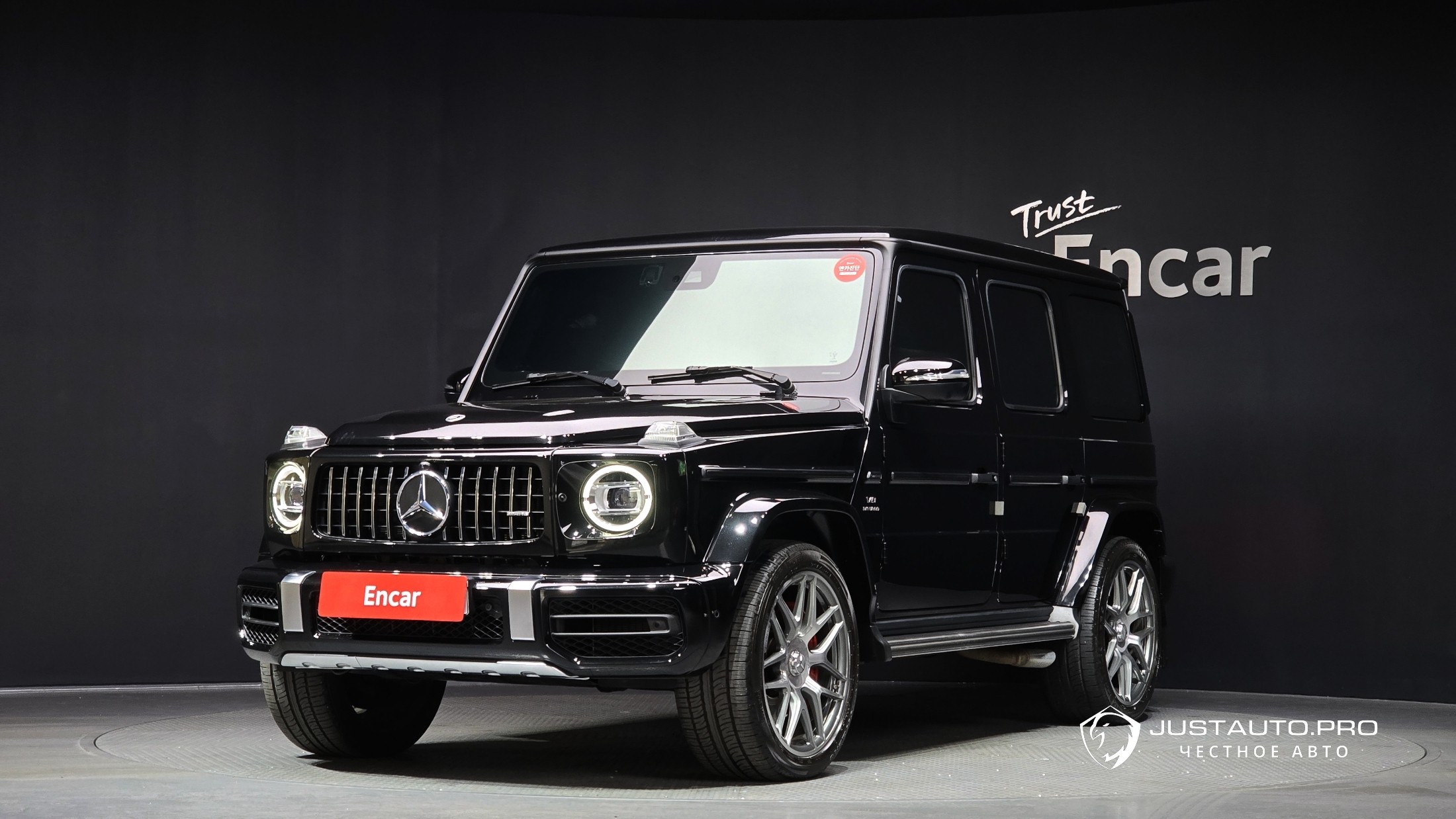 Автомобиль Mercedes-Benz G-Class