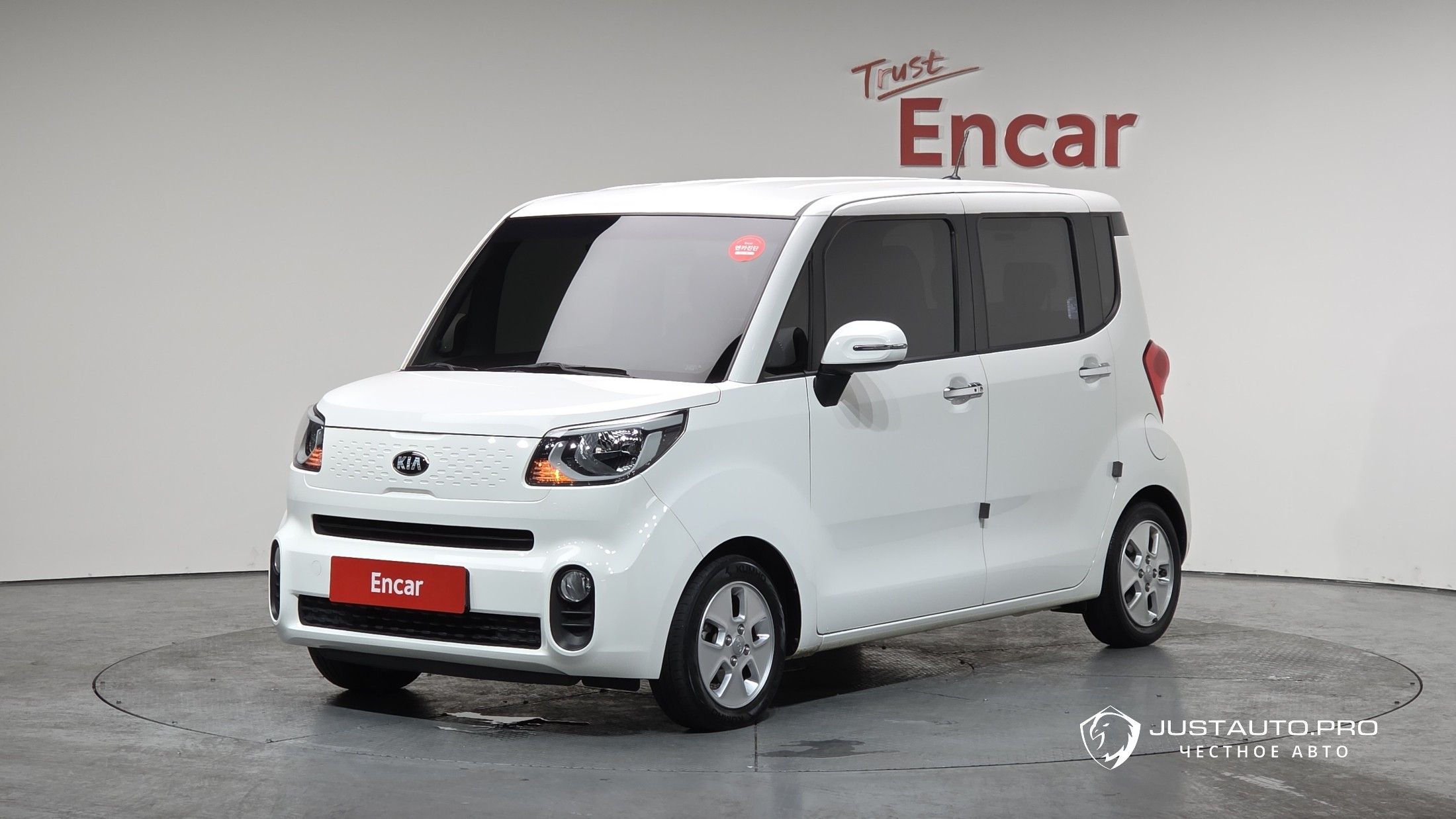Автомобиль Kia RAY