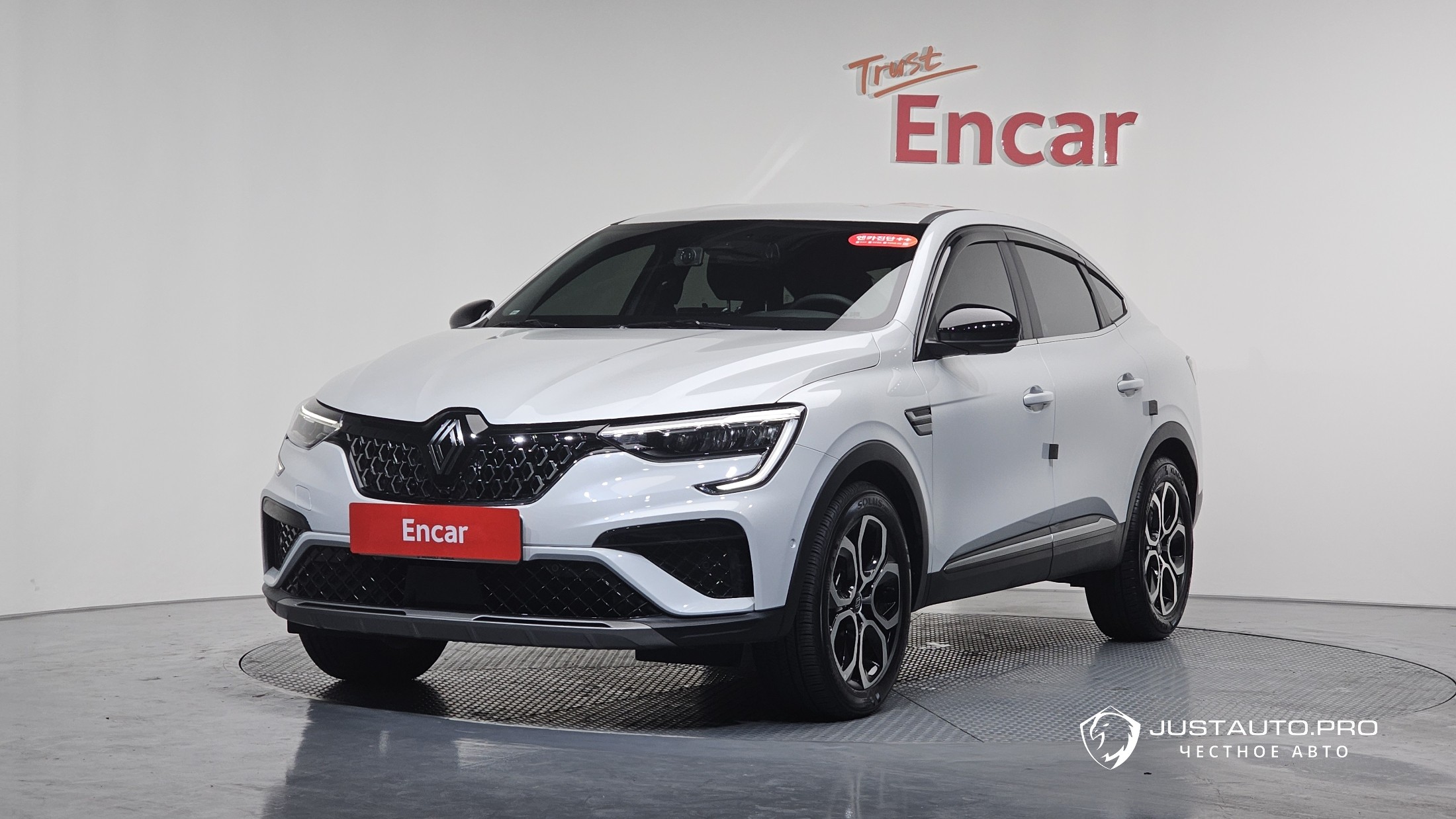 Автомобиль Renault-KoreaSamsung Arkana