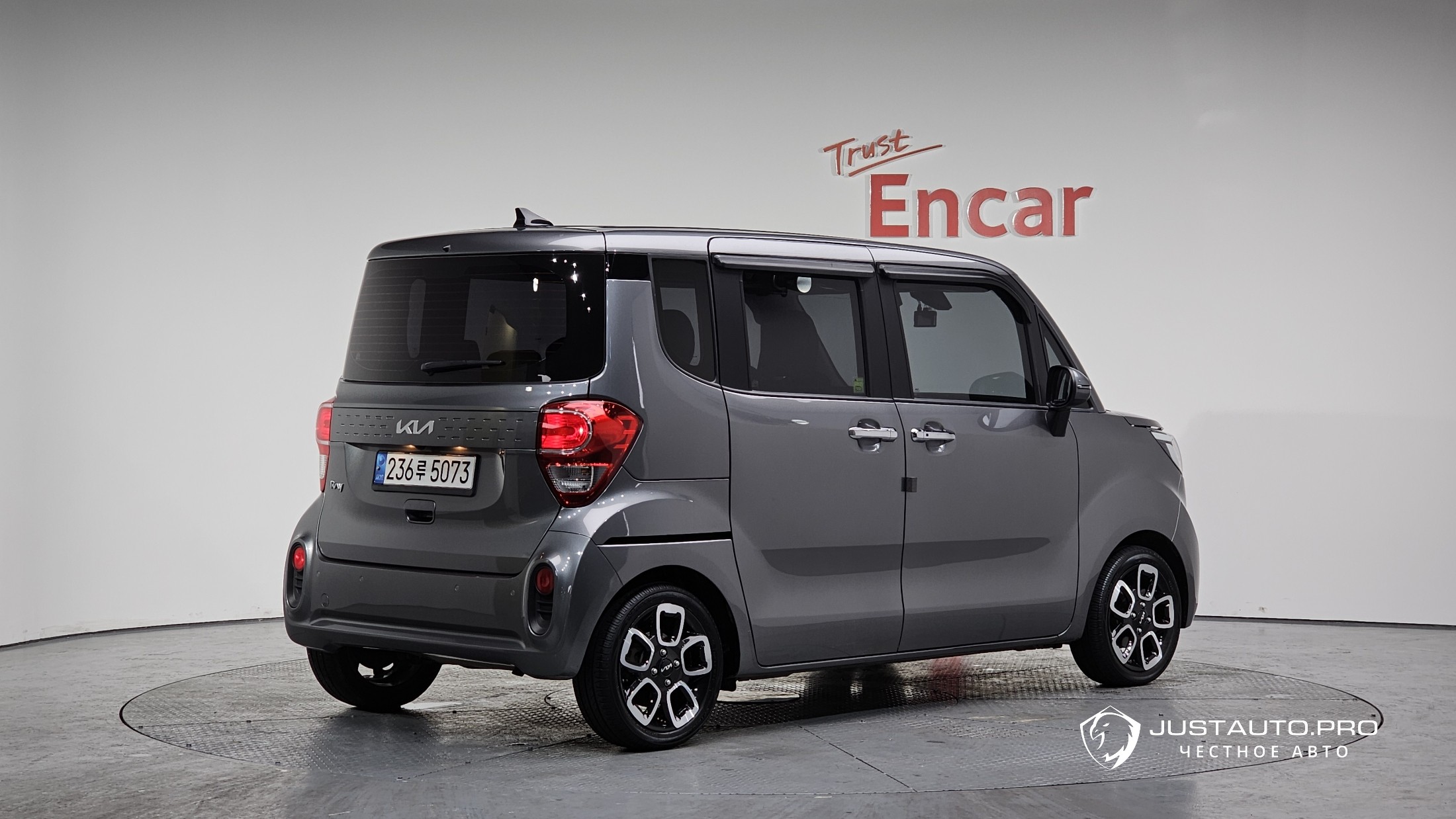 Автомобиль Kia RAY