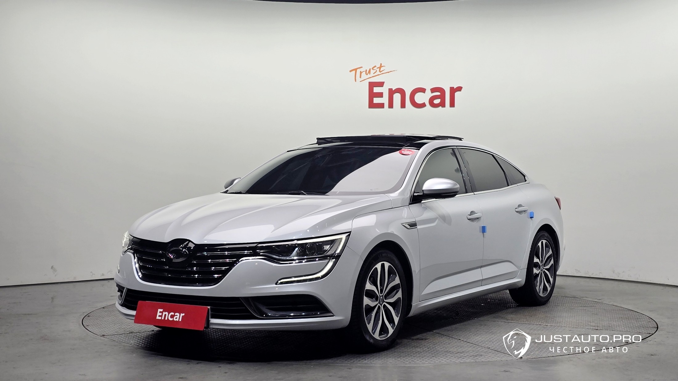 Автомобиль Renault-KoreaSamsung SM6