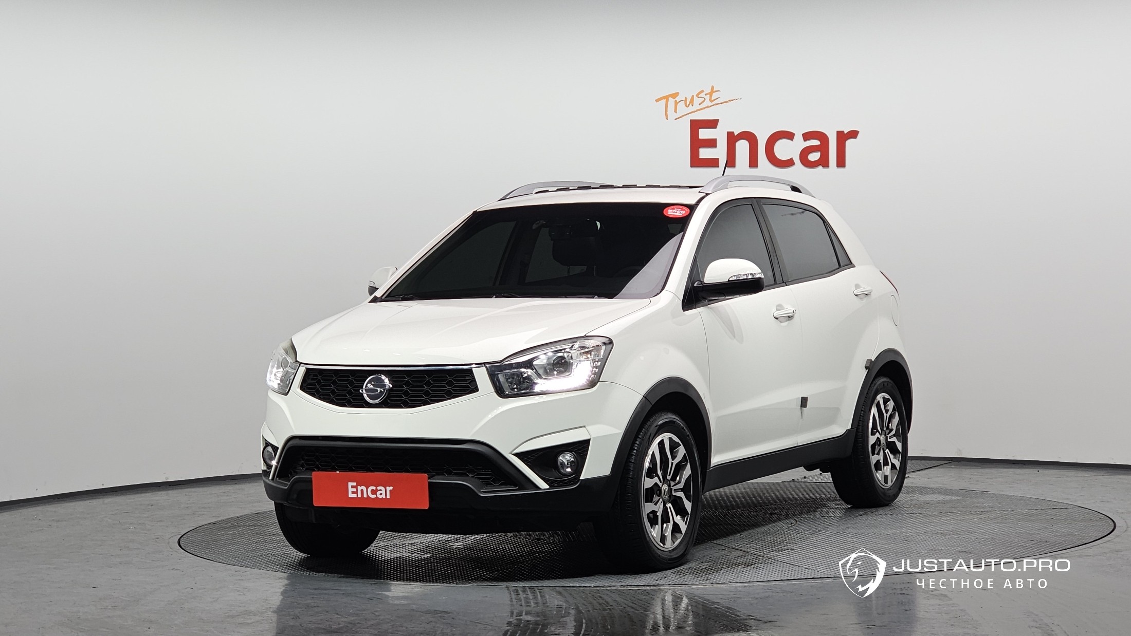 Автомобиль KG_Mobility_Ssangyong KORANDO