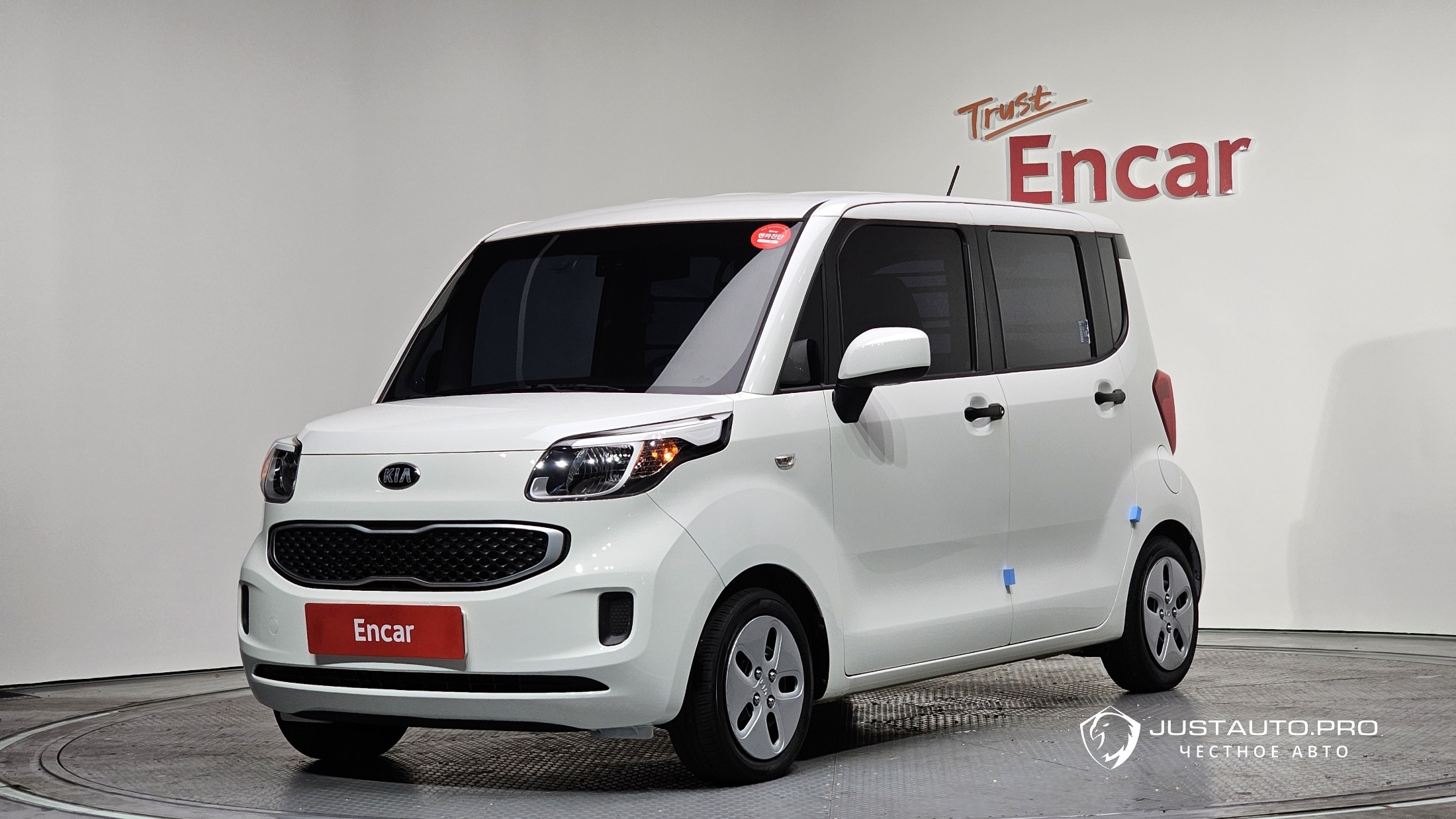 Автомобиль Kia RAY