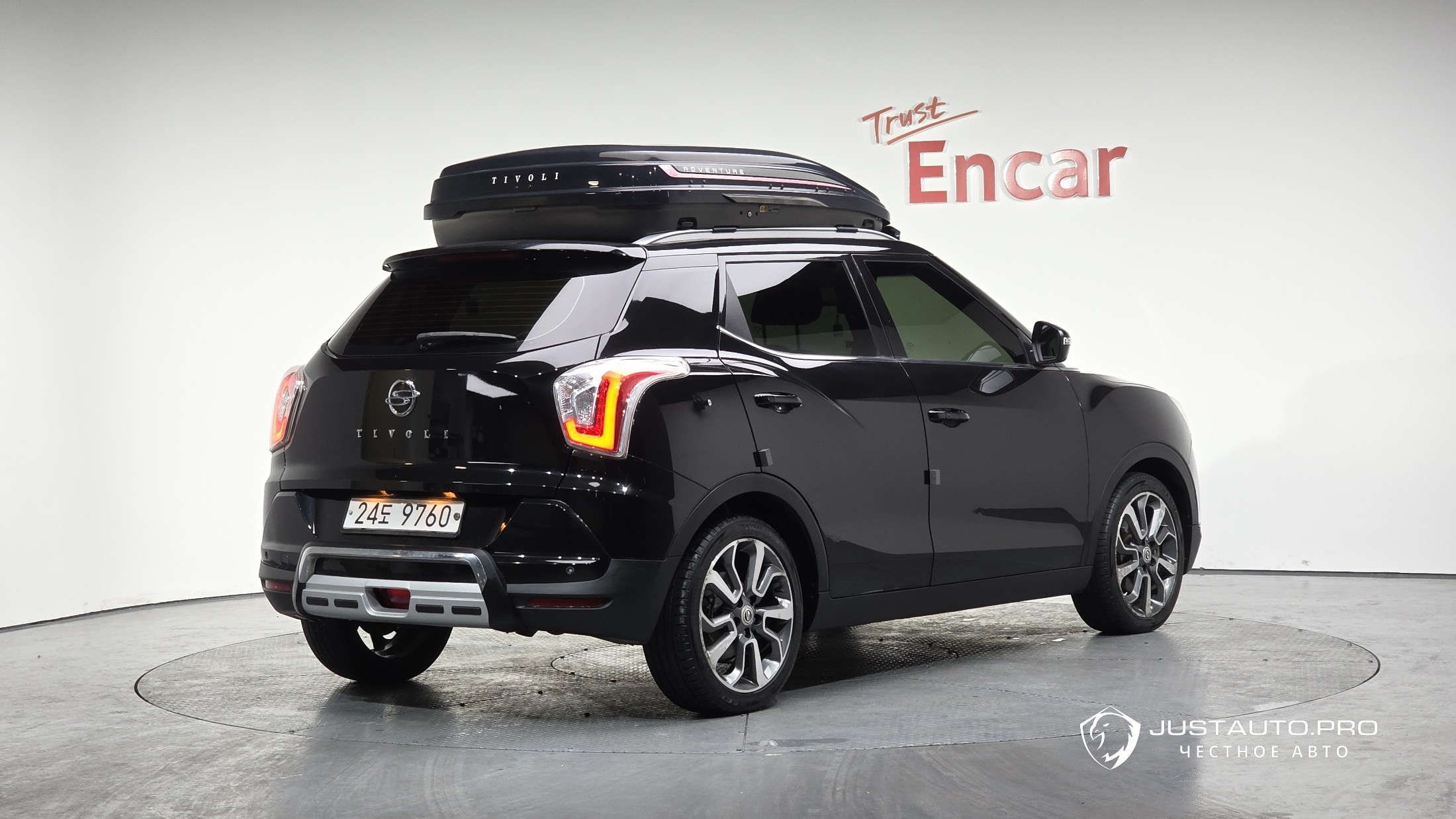 Автомобиль KG_Mobility_Ssangyong TIBOLI