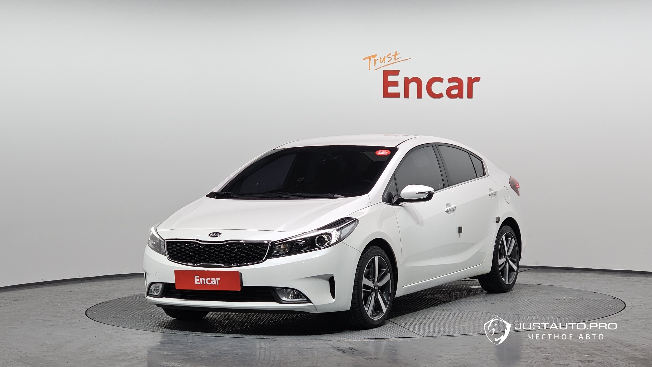 Автомобиль Kia K3