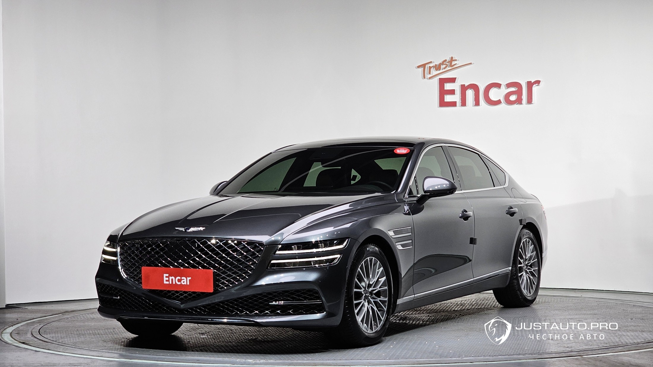 Автомобиль Genesis G80