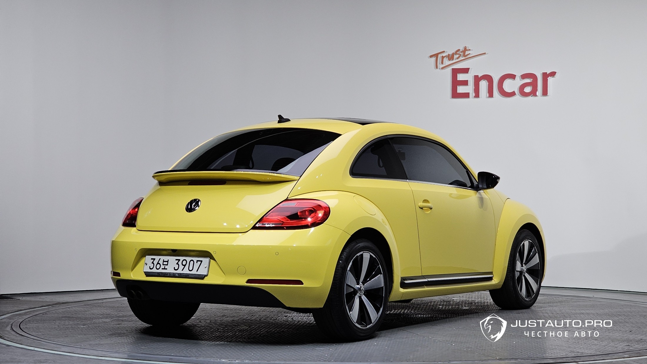 Автомобиль Volkswagen Beatle